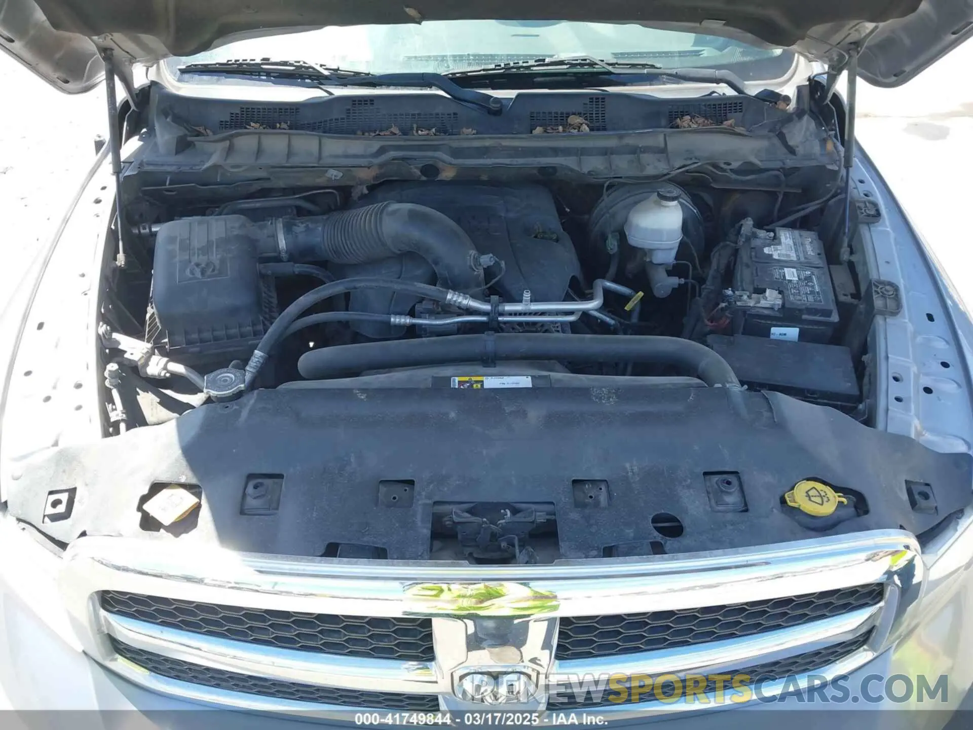 10 Photograph of a damaged car 1C6RR7LT8KS605782 RAM 1500 CLASSIC 2019