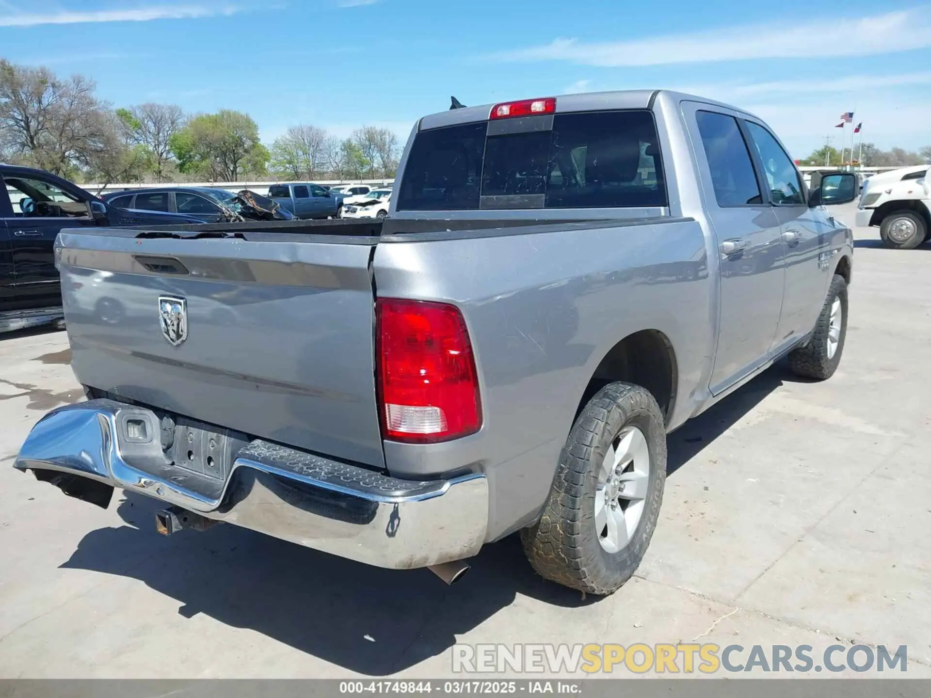 4 Photograph of a damaged car 1C6RR7LT8KS605782 RAM 1500 CLASSIC 2019