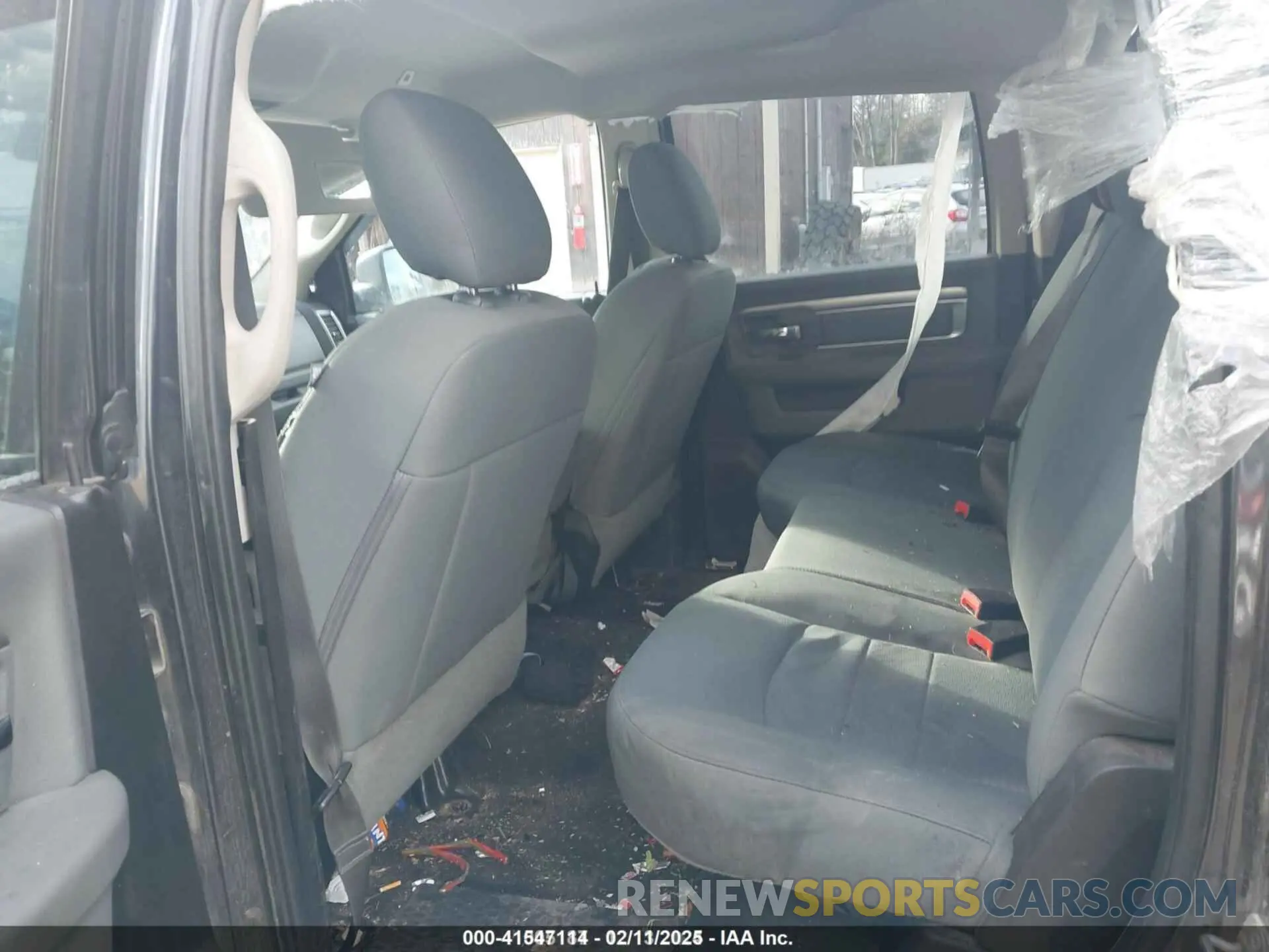 8 Photograph of a damaged car 1C6RR7TT2KS576702 RAM 1500 CLASSIC 2019
