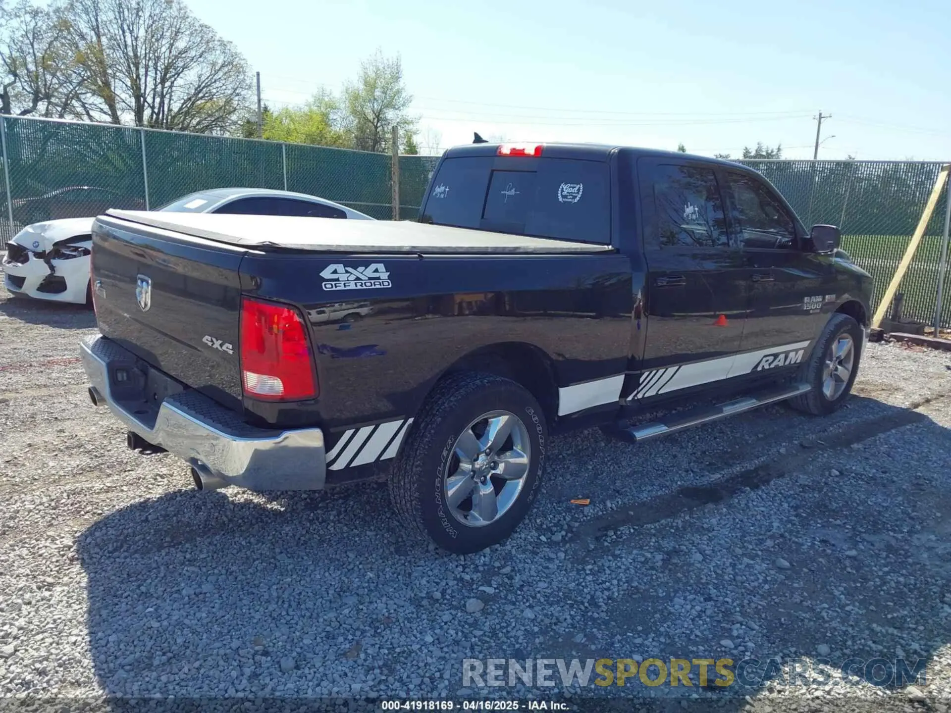 4 Photograph of a damaged car 1C6RR7TT7KS702732 RAM 1500 CLASSIC 2019