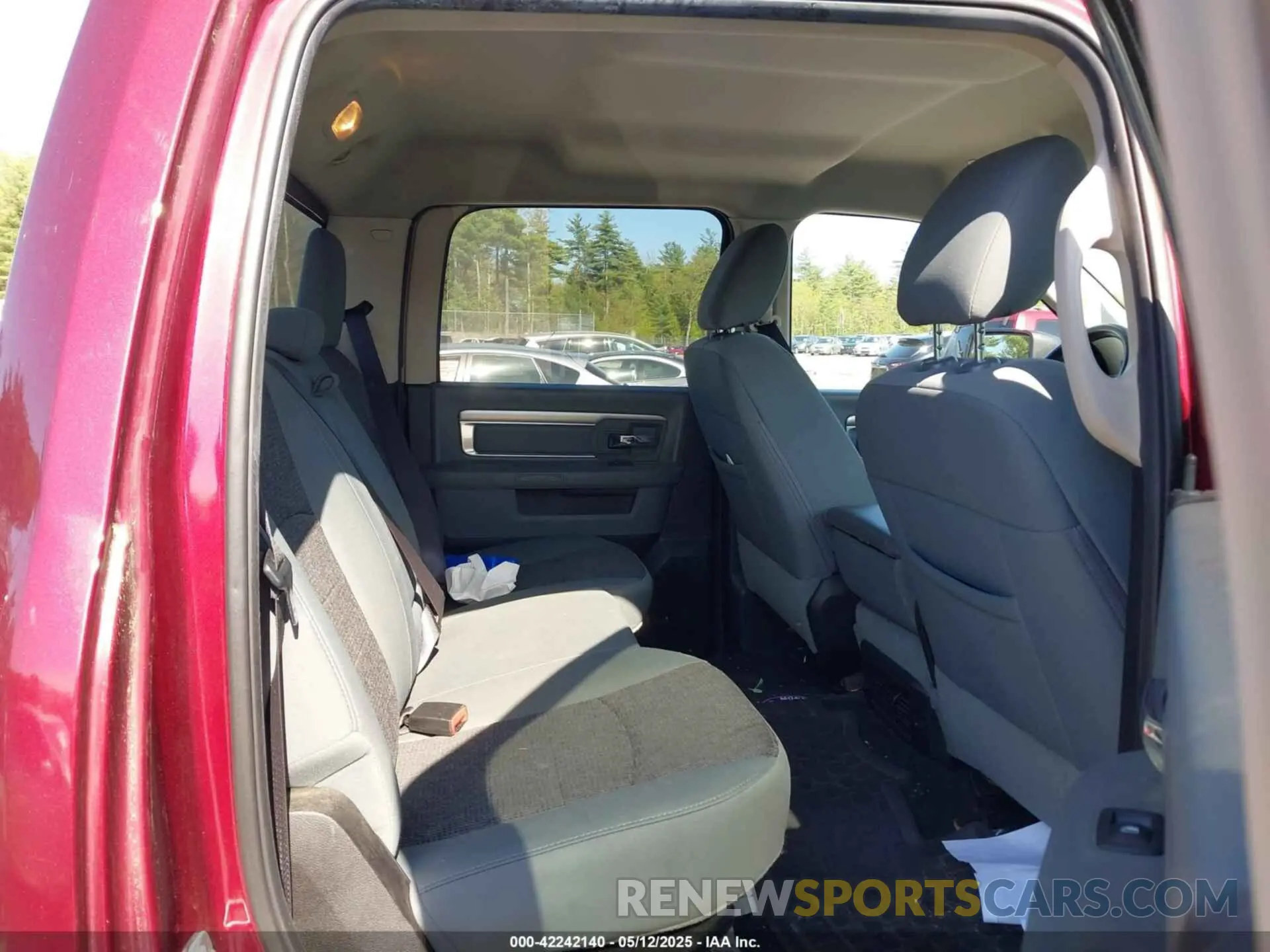 8 Photograph of a damaged car 1C6RR7TT8KS606267 RAM 1500 CLASSIC 2019