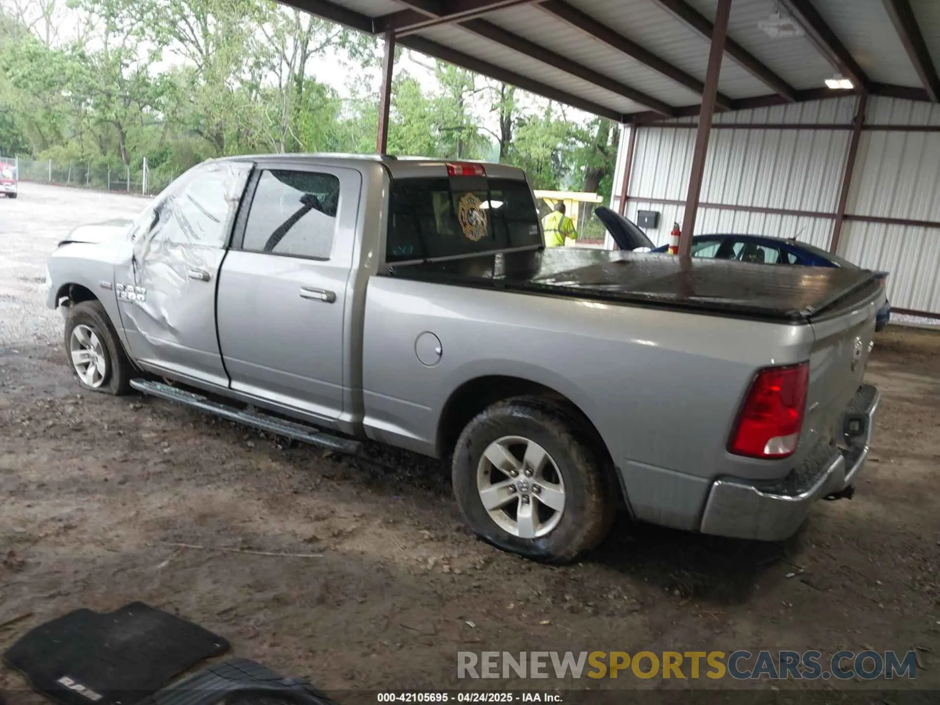 3 Photograph of a damaged car 1C6RR7TT8KS649717 RAM 1500 CLASSIC 2019