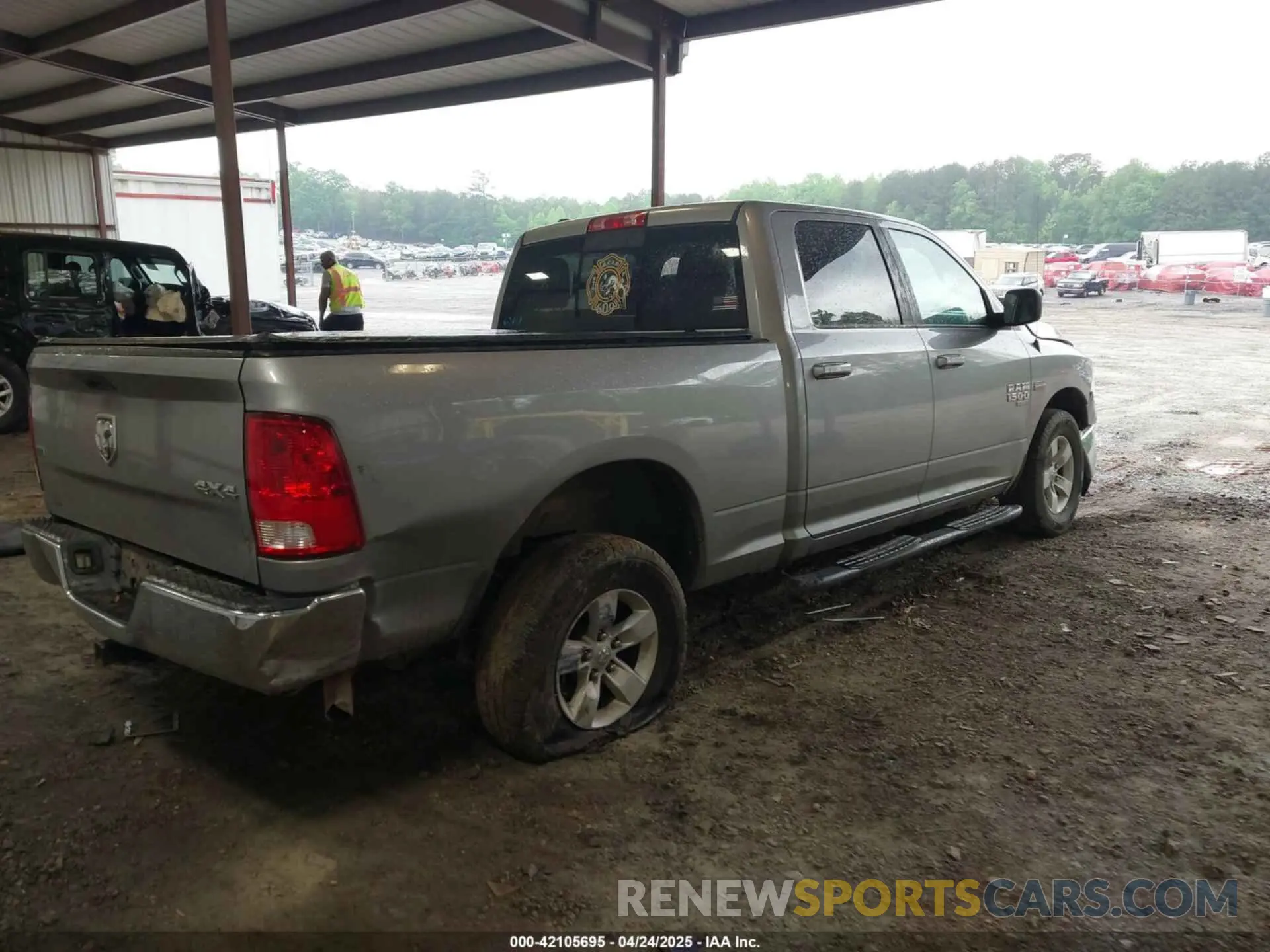 4 Photograph of a damaged car 1C6RR7TT8KS649717 RAM 1500 CLASSIC 2019