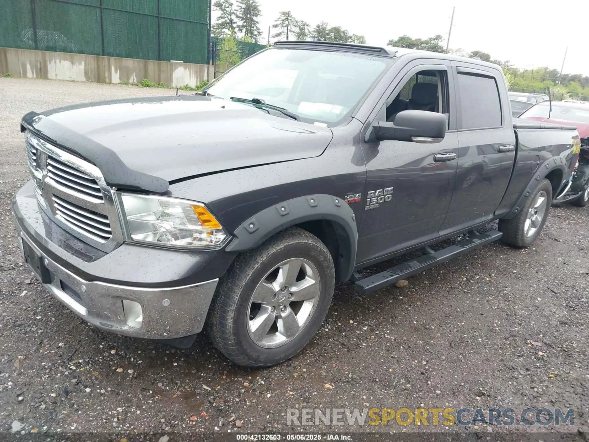 2 Фотография поврежденного автомобиля 1C6RR7TTXKS658743 RAM 1500 CLASSIC 2019