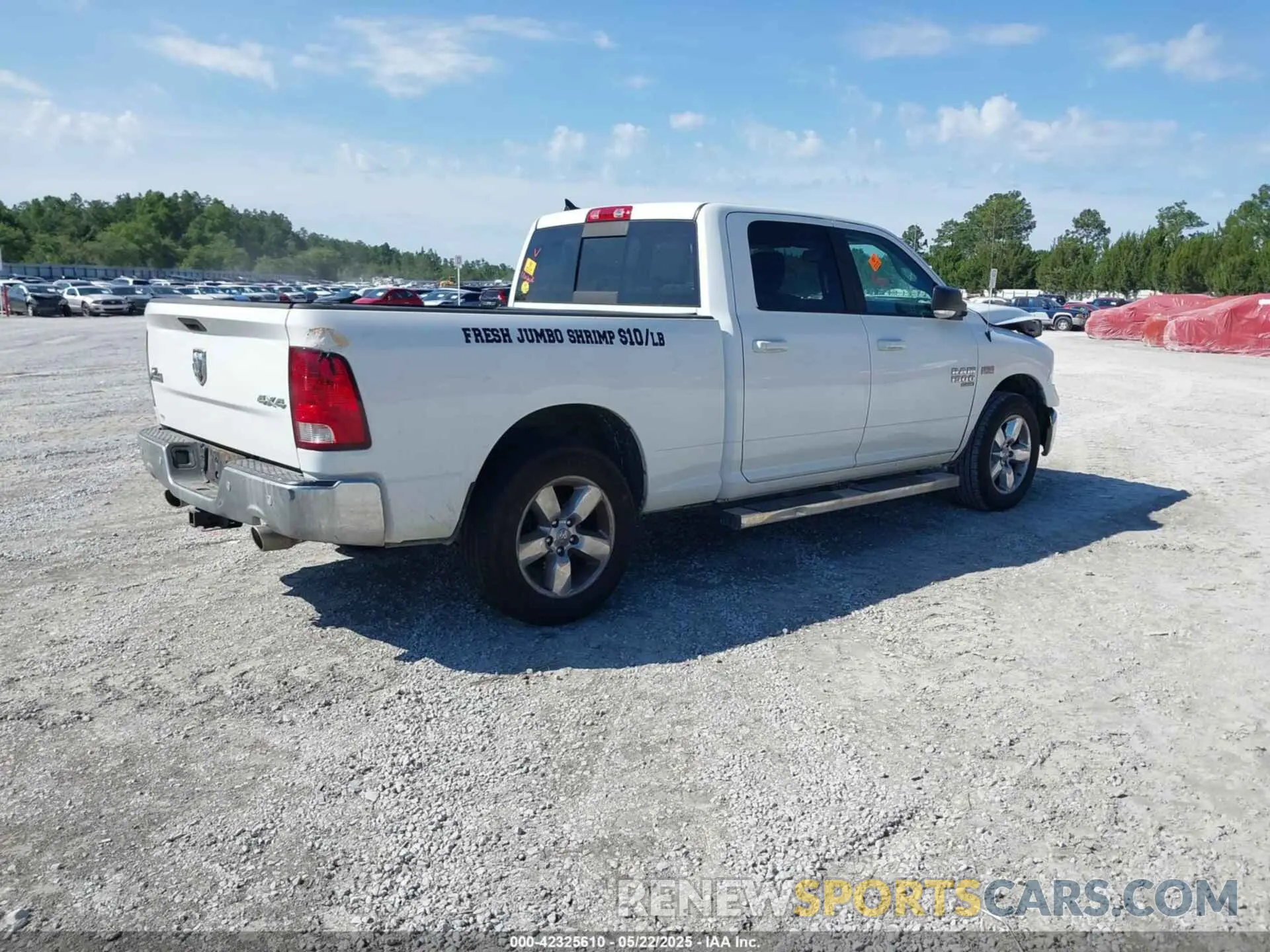 4 Photograph of a damaged car 1C6RR7TTXKS724370 RAM 1500 CLASSIC 2019