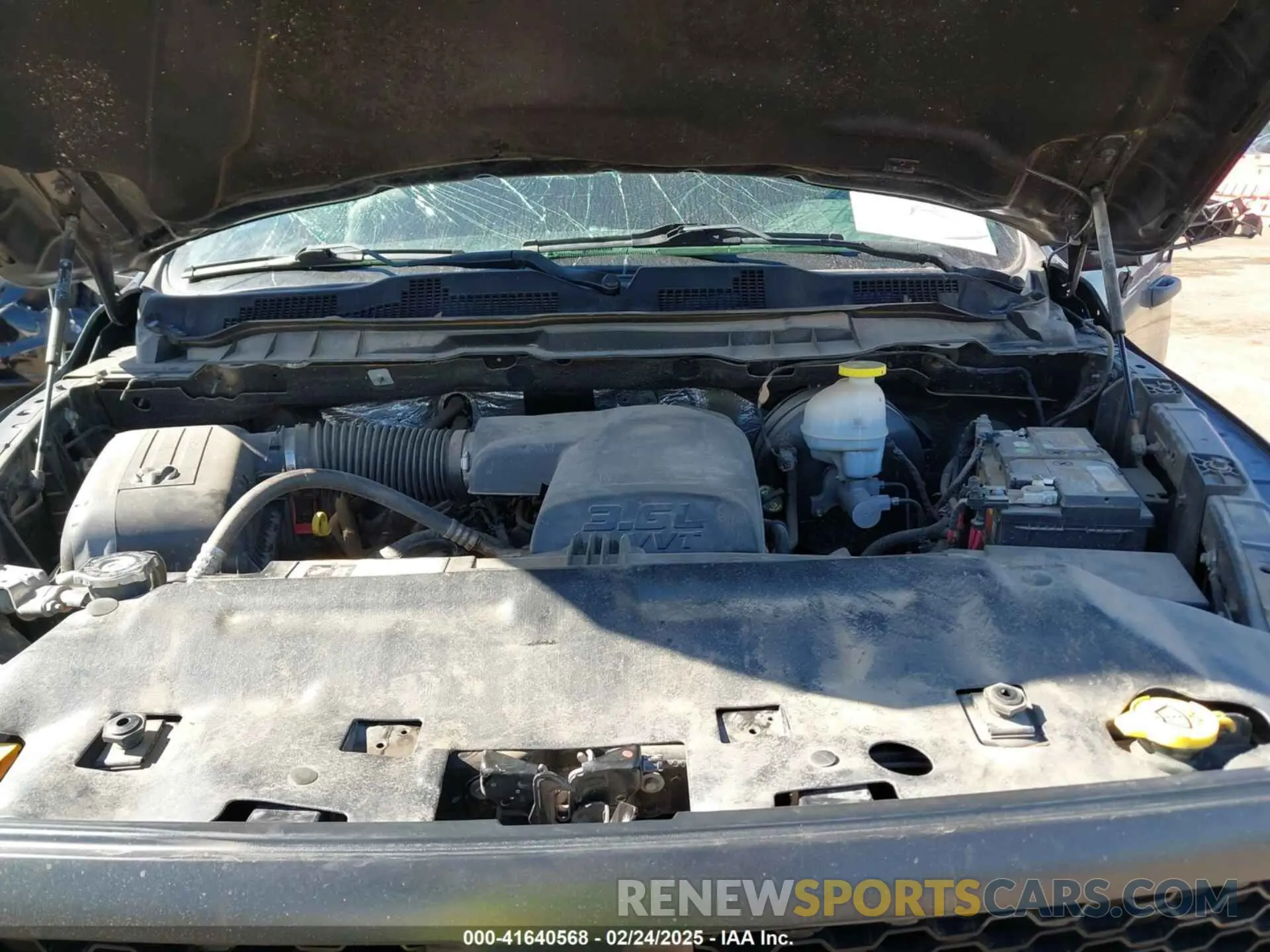 10 Photograph of a damaged car 3C6RR6KG3KG731554 RAM 1500 CLASSIC 2019