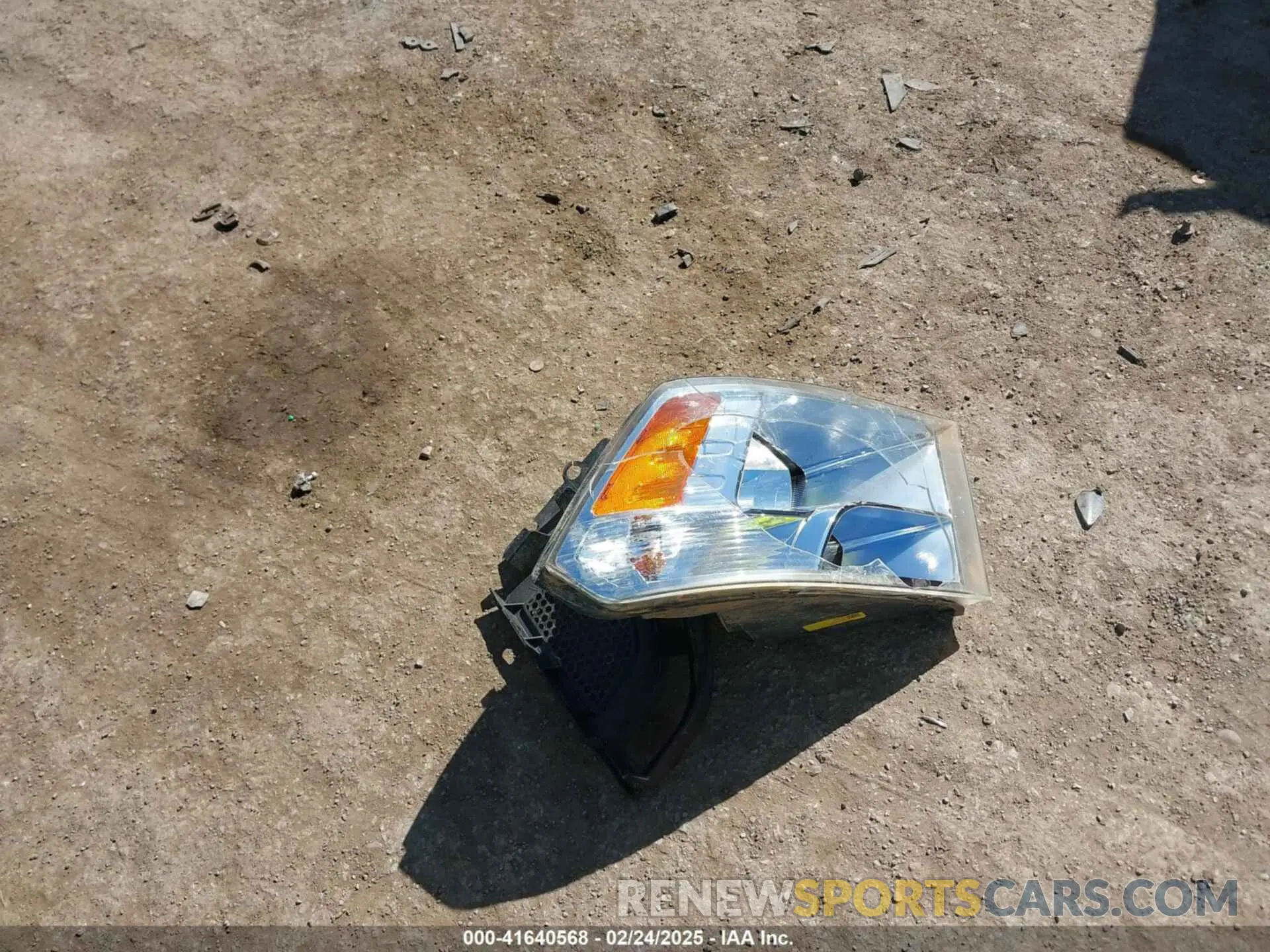 11 Photograph of a damaged car 3C6RR6KG3KG731554 RAM 1500 CLASSIC 2019