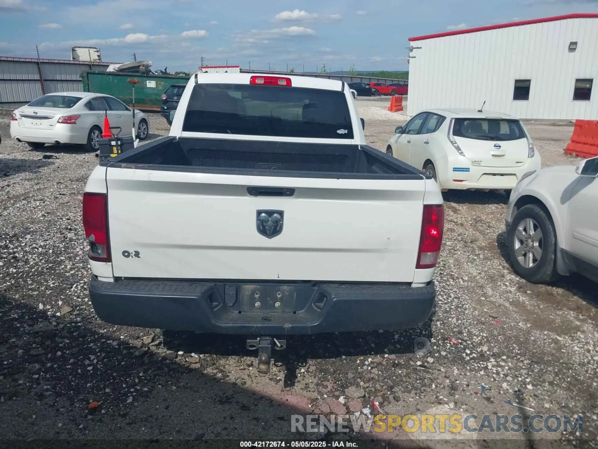 16 Photograph of a damaged car 1C6RR6FG0LS103679 RAM 1500 CLASSIC 2020