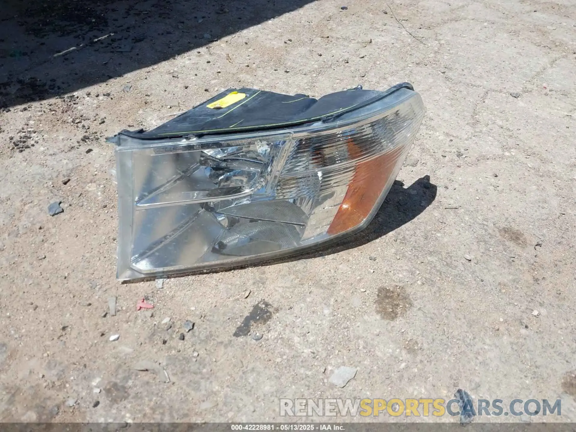 12 Photograph of a damaged car 1C6RR6FT2LS154145 RAM 1500 CLASSIC 2020