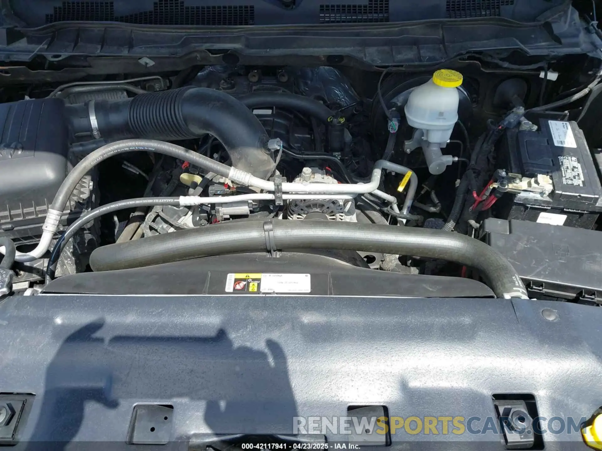 10 Photograph of a damaged car 1C6RR6FT7LS128771 RAM 1500 CLASSIC 2020