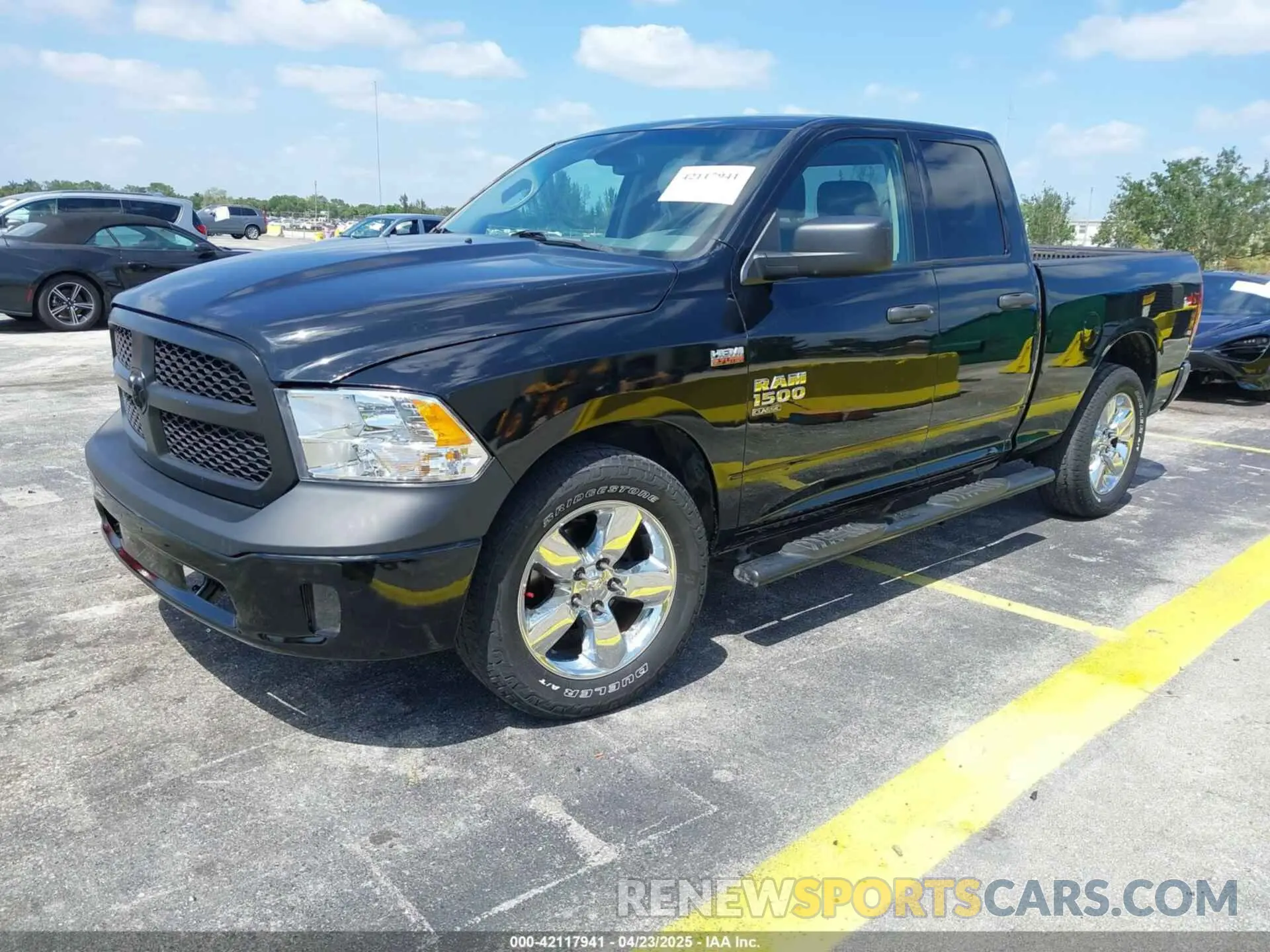 2 Photograph of a damaged car 1C6RR6FT7LS128771 RAM 1500 CLASSIC 2020