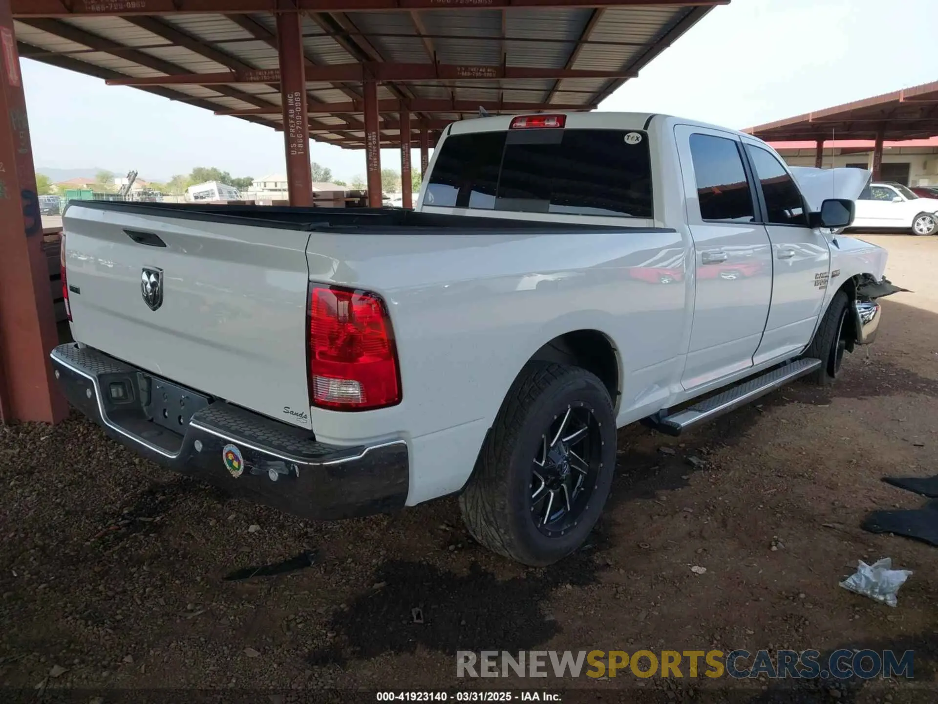 4 Photograph of a damaged car 1C6RR6TT0LS133332 RAM 1500 CLASSIC 2020