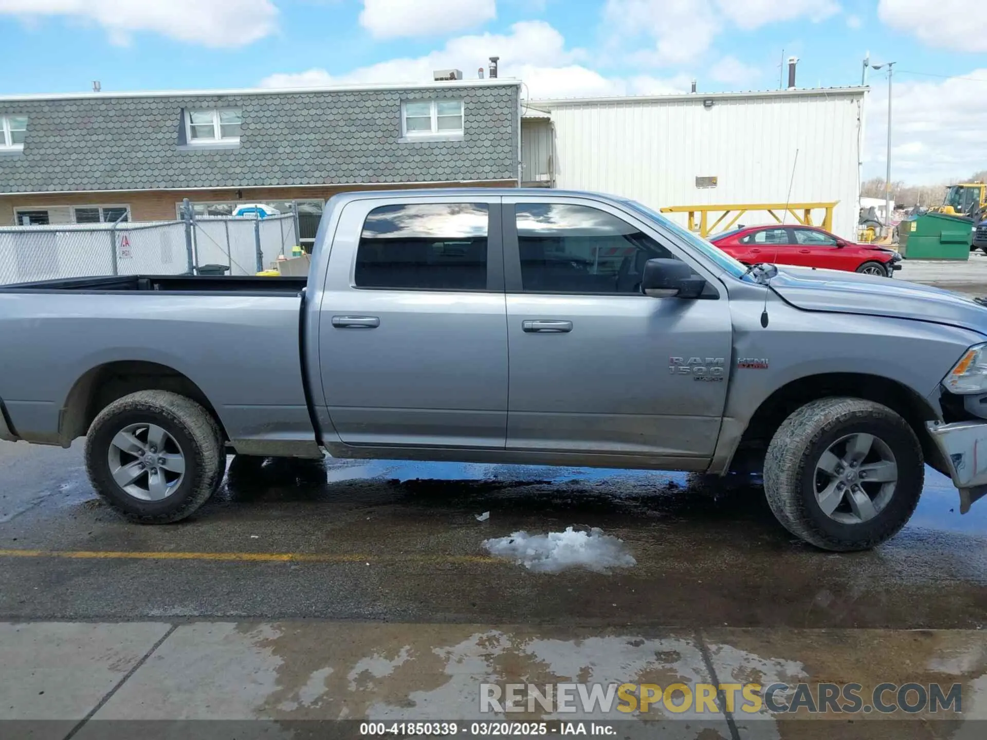 14 Photograph of a damaged car 1C6RR6TT9LS135354 RAM 1500 CLASSIC 2020