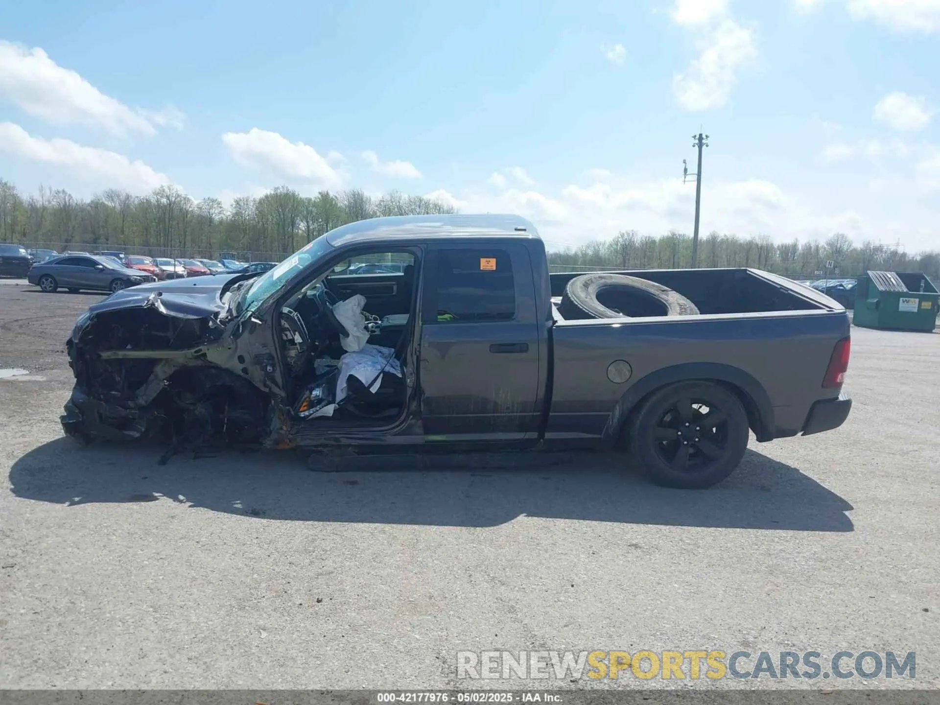 13 Photograph of a damaged car 1C6RR7GG3LS159569 RAM 1500 CLASSIC 2020