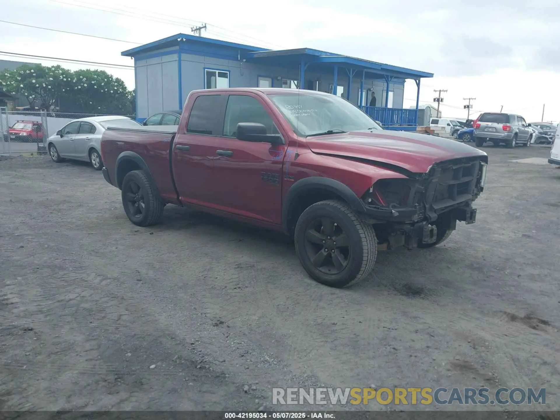 1 Photograph of a damaged car 1C6RR7GT1LS153041 RAM 1500 CLASSIC 2020