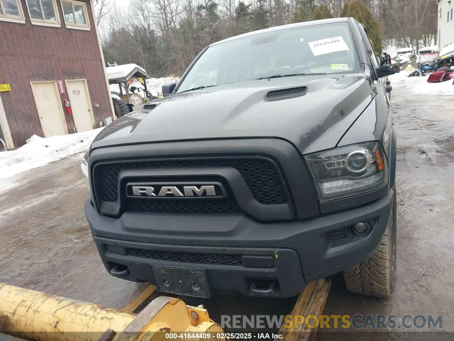 12 Photograph of a damaged car 1C6RR7GT8LS146328 RAM 1500 CLASSIC 2020