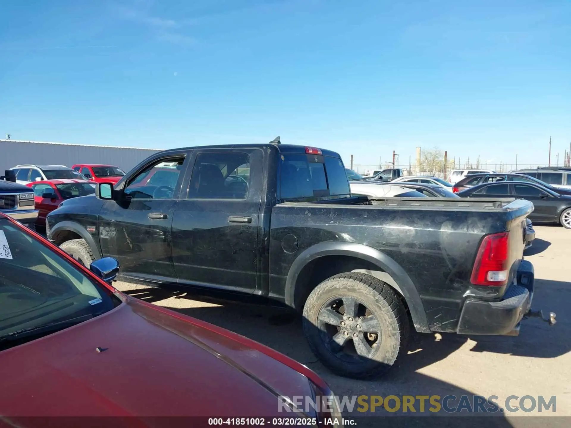 14 Photograph of a damaged car 1C6RR7LT4LS136952 RAM 1500 CLASSIC 2020