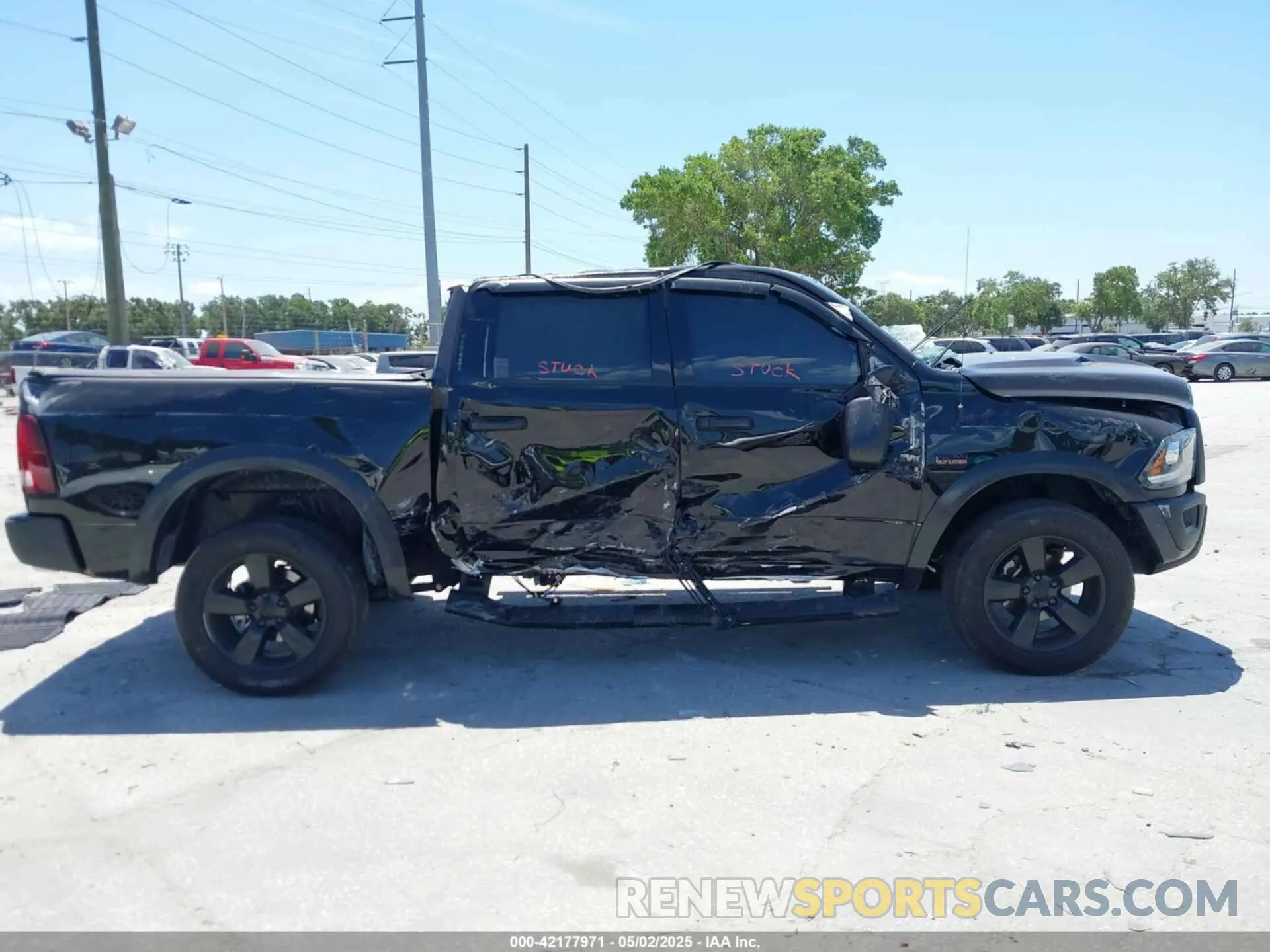 12 Photograph of a damaged car 1C6RR7LT8LS152622 RAM 1500 CLASSIC 2020