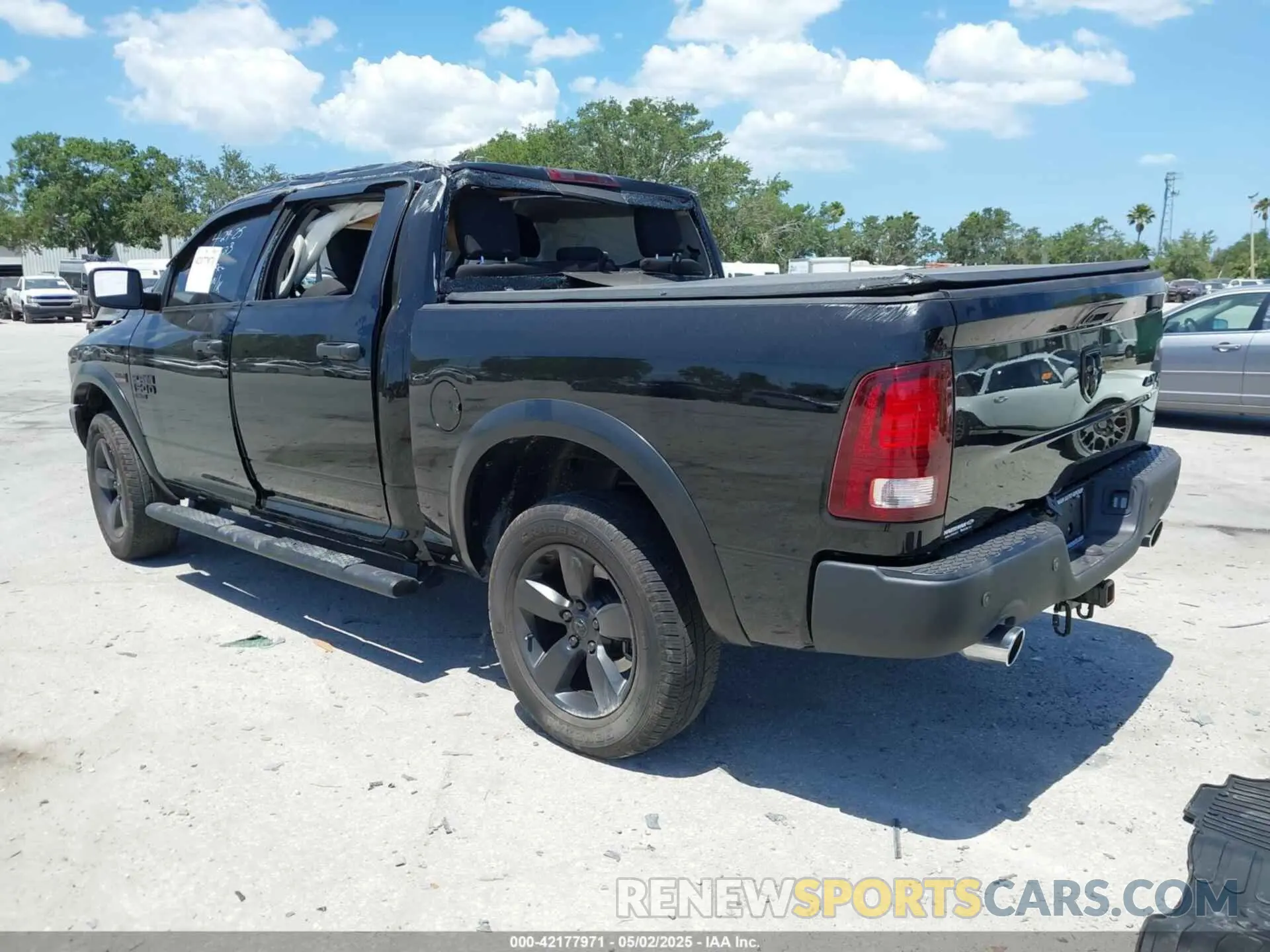 3 Photograph of a damaged car 1C6RR7LT8LS152622 RAM 1500 CLASSIC 2020