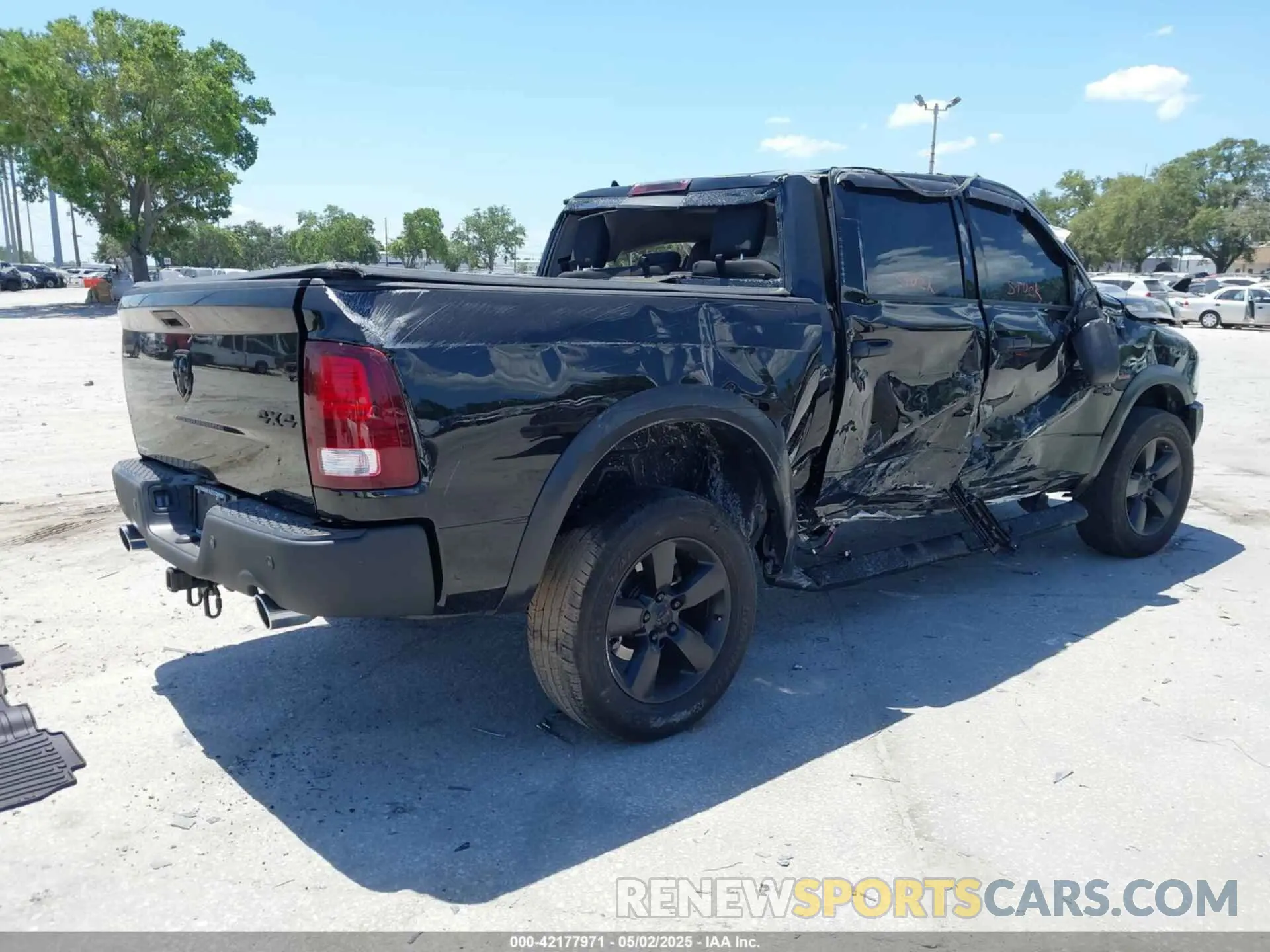 4 Photograph of a damaged car 1C6RR7LT8LS152622 RAM 1500 CLASSIC 2020