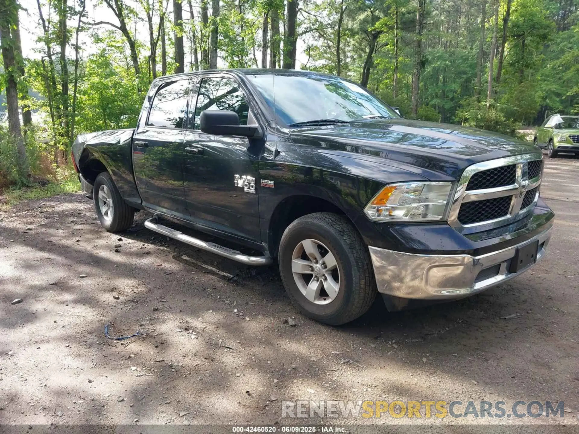 1 Photograph of a damaged car 1C6RR7TT6LS120266 RAM 1500 CLASSIC 2020