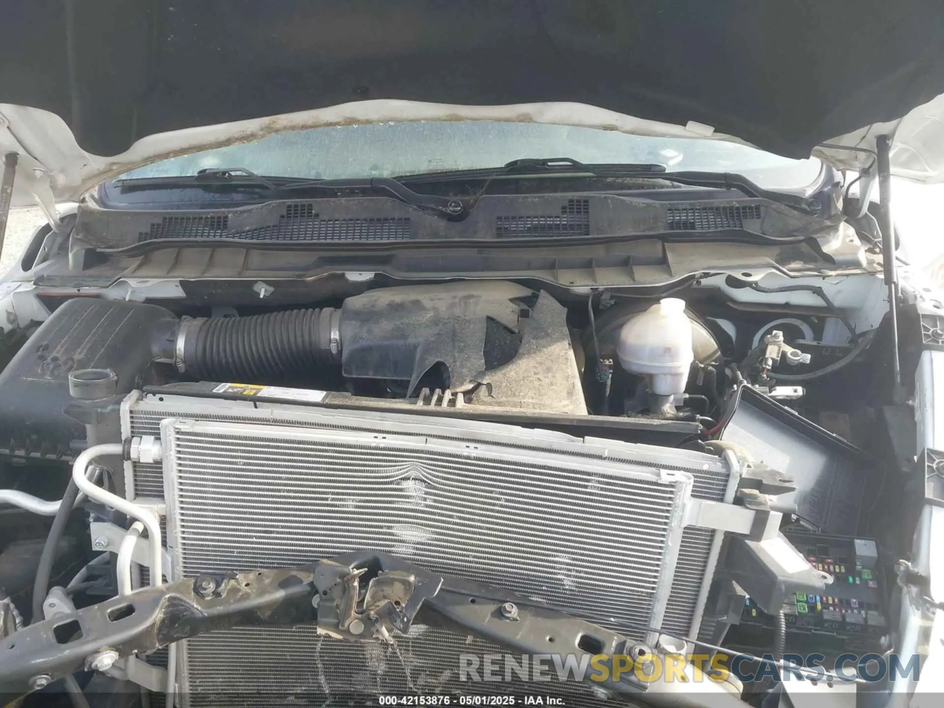 10 Photograph of a damaged car 1C6RR6FG0MS598371 RAM 1500 CLASSIC 2021