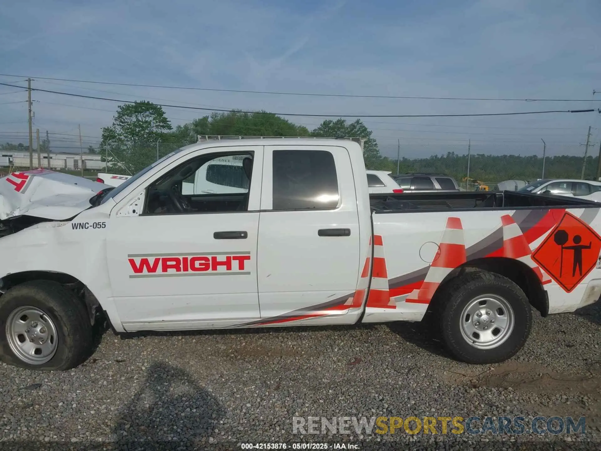 15 Photograph of a damaged car 1C6RR6FG0MS598371 RAM 1500 CLASSIC 2021