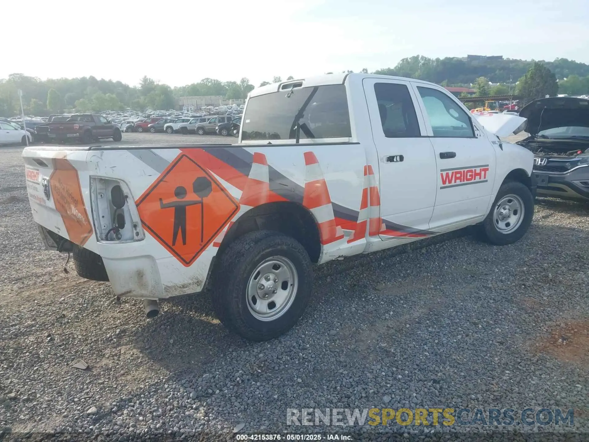 4 Photograph of a damaged car 1C6RR6FG0MS598371 RAM 1500 CLASSIC 2021