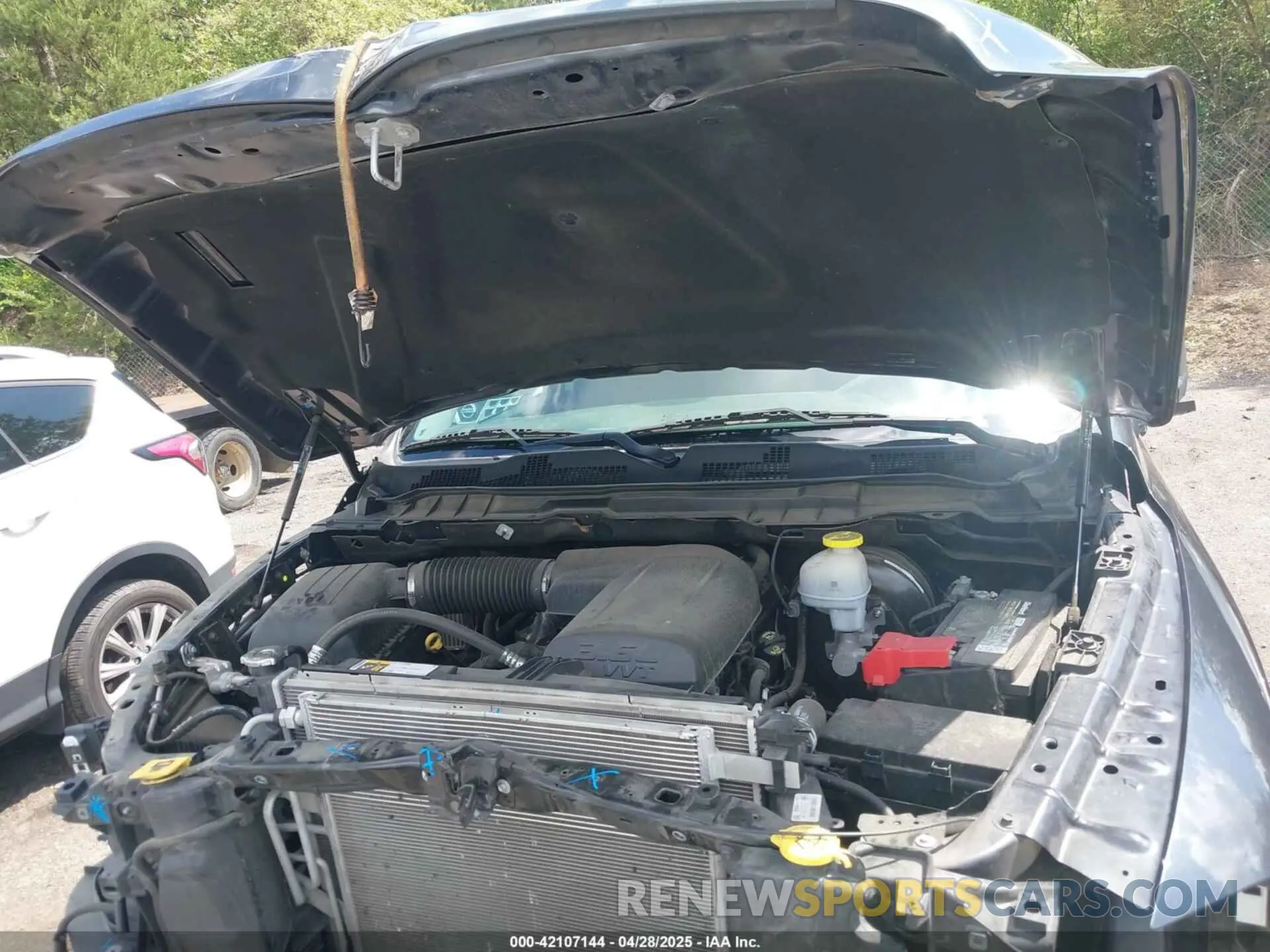 10 Photograph of a damaged car 1C6RR6LG2MS539231 RAM 1500 CLASSIC 2021