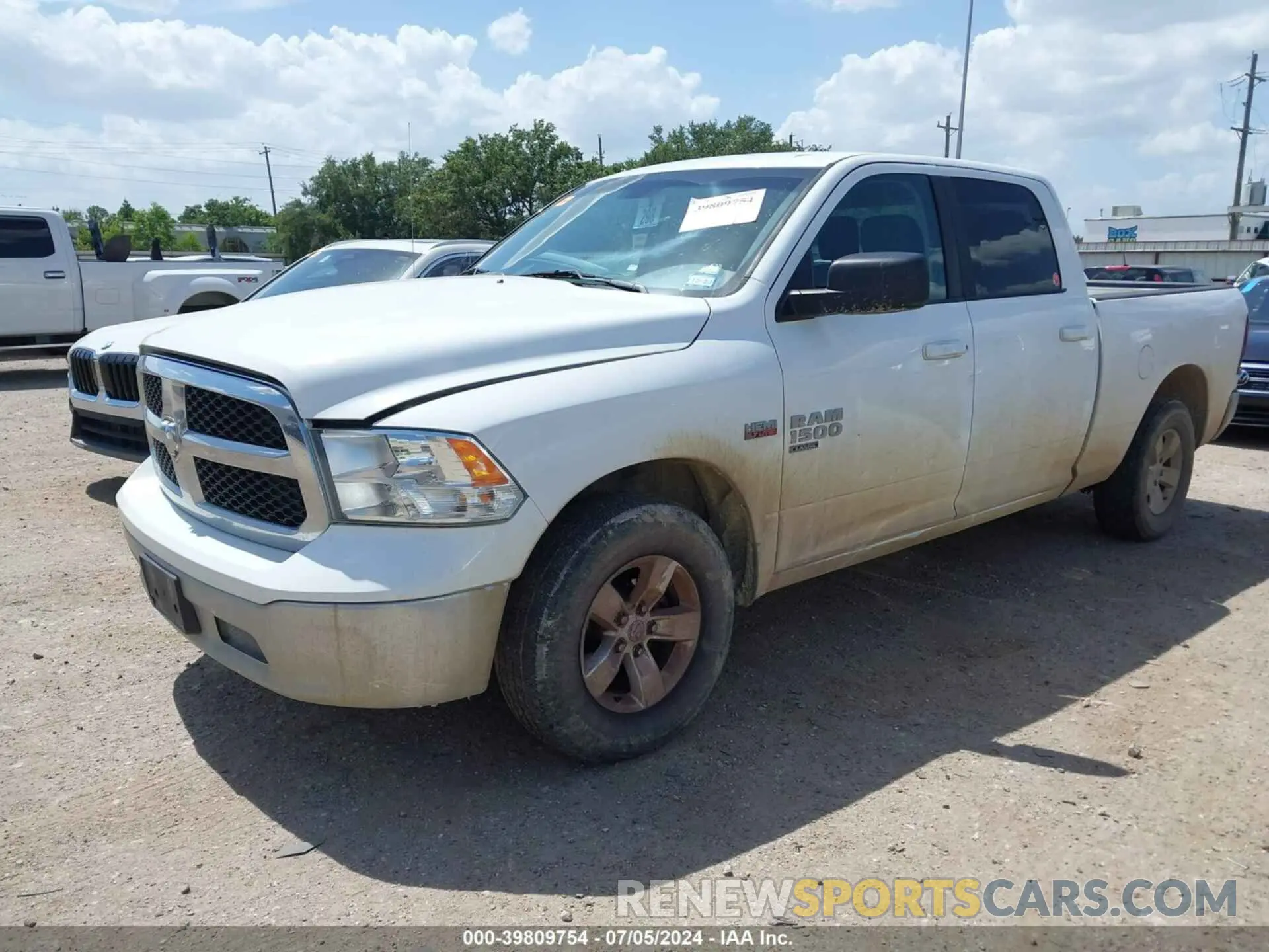 2 Photograph of a damaged car 1C6RR6TT3MS515940 RAM 1500 CLASSIC 2021