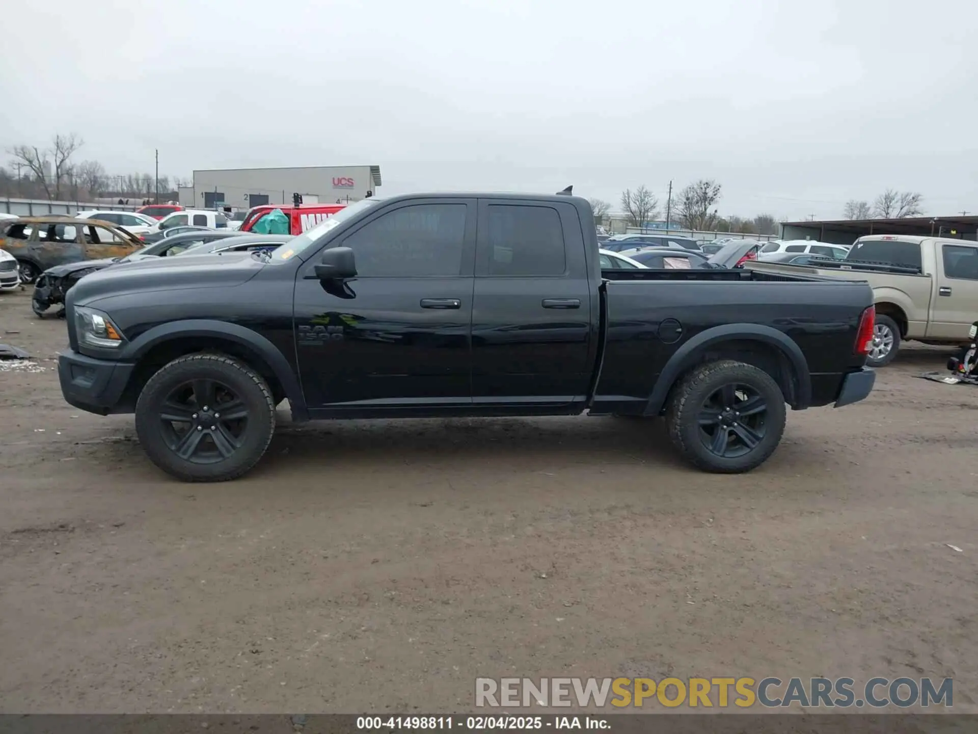 14 Photograph of a damaged car 1C6RR7GG1MS505815 RAM 1500 CLASSIC 2021
