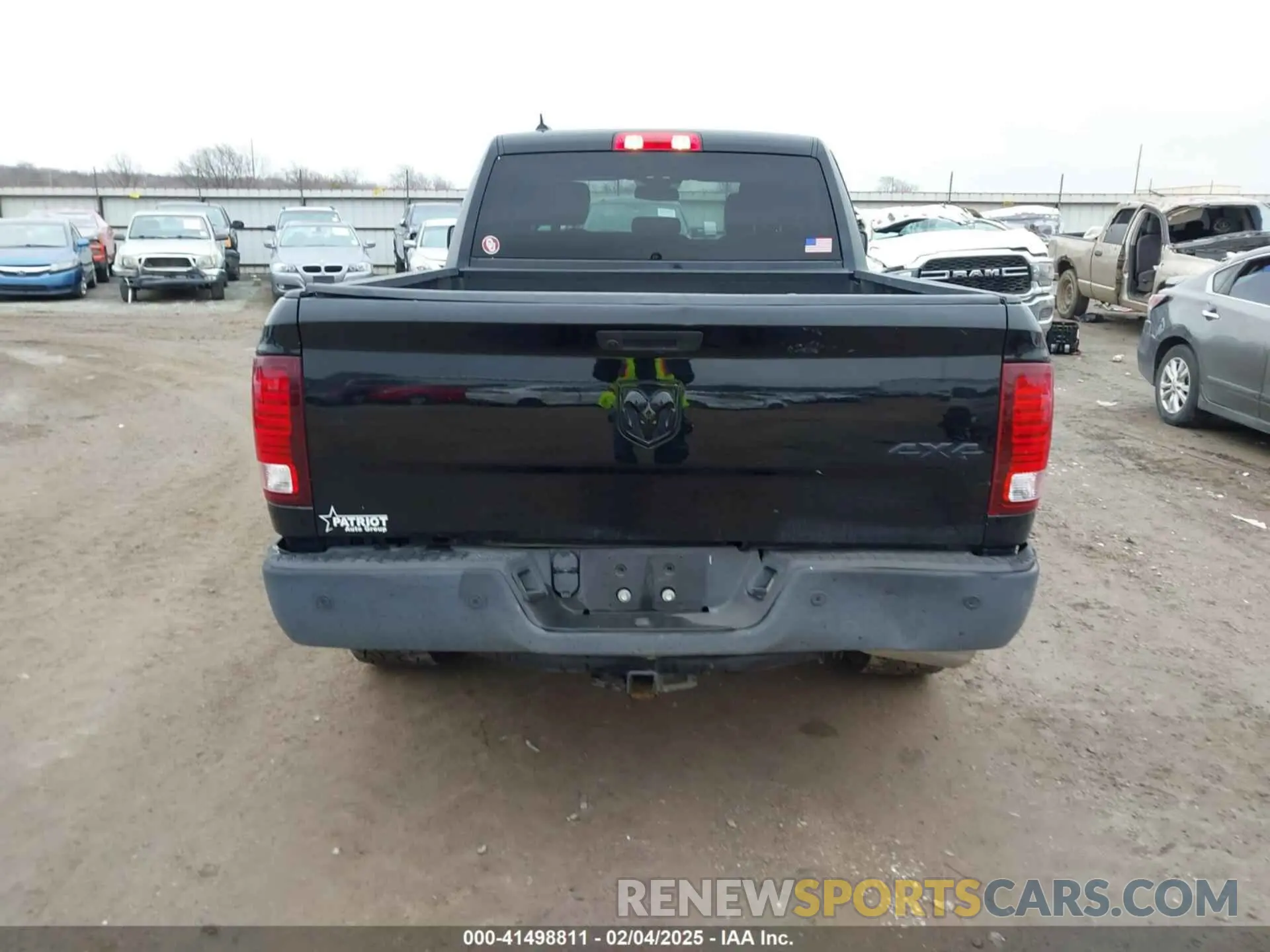 16 Photograph of a damaged car 1C6RR7GG1MS505815 RAM 1500 CLASSIC 2021