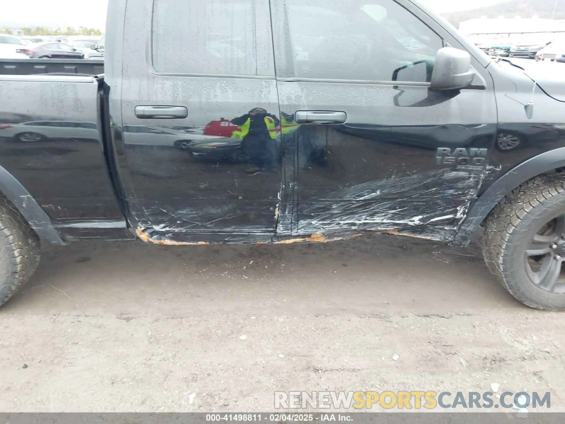 6 Photograph of a damaged car 1C6RR7GG1MS505815 RAM 1500 CLASSIC 2021