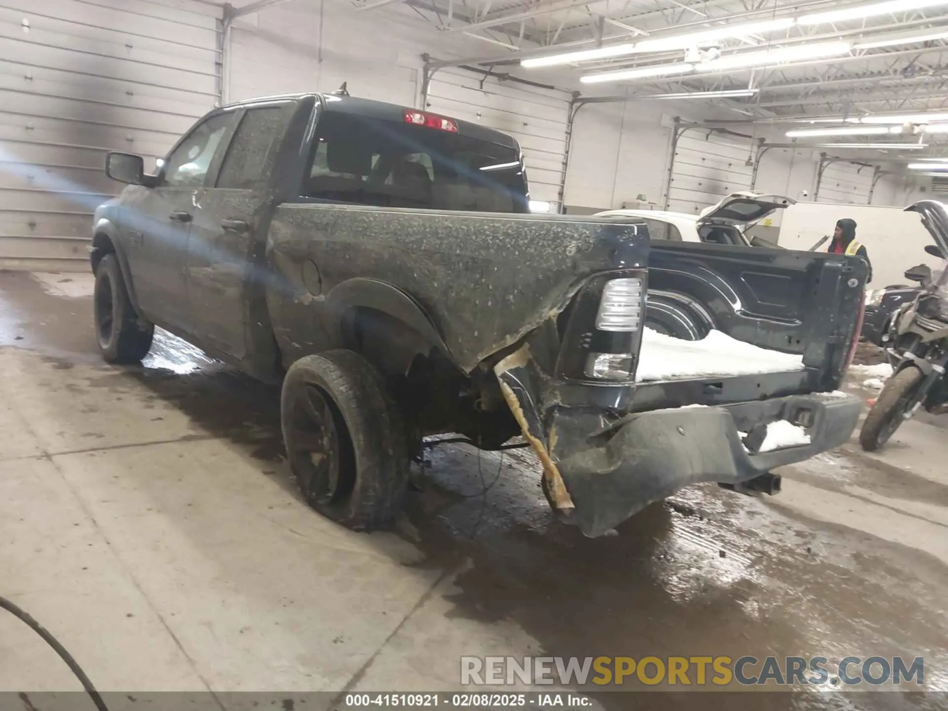 3 Photograph of a damaged car 1C6RR7GG2MS507332 RAM 1500 CLASSIC 2021