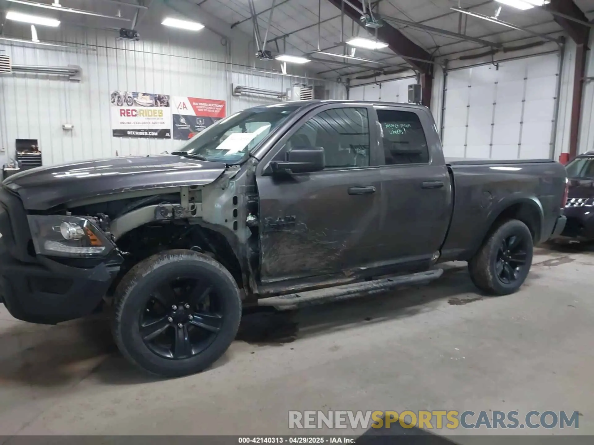 15 Photograph of a damaged car 1C6RR7GG6MS510833 RAM 1500 CLASSIC 2021