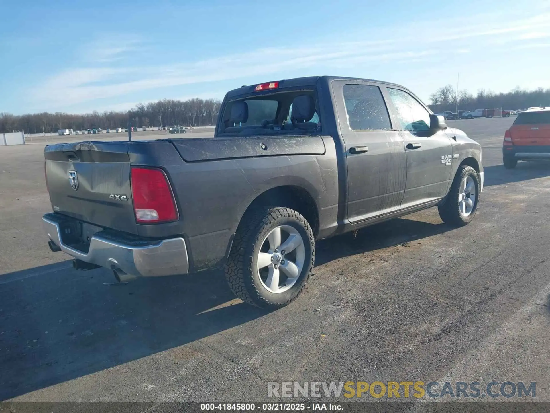 4 Photograph of a damaged car 1C6RR7KT4MS560280 RAM 1500 CLASSIC 2021