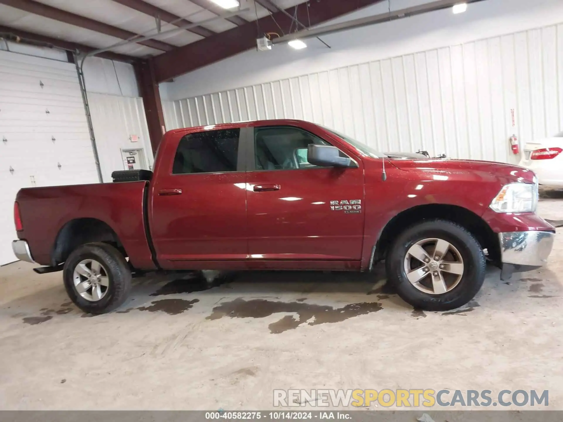 13 Photograph of a damaged car 1C6RR7LG4MS536031 RAM 1500 CLASSIC 2021