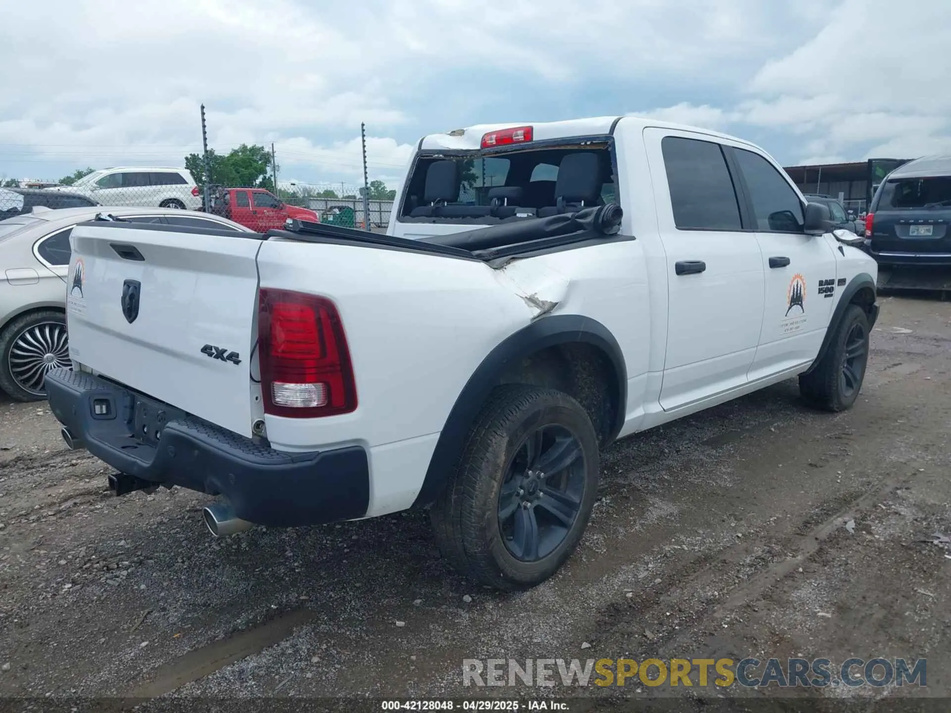 4 Фотография поврежденного автомобиля 1C6RR7LT6MS516828 RAM 1500 CLASSIC 2021