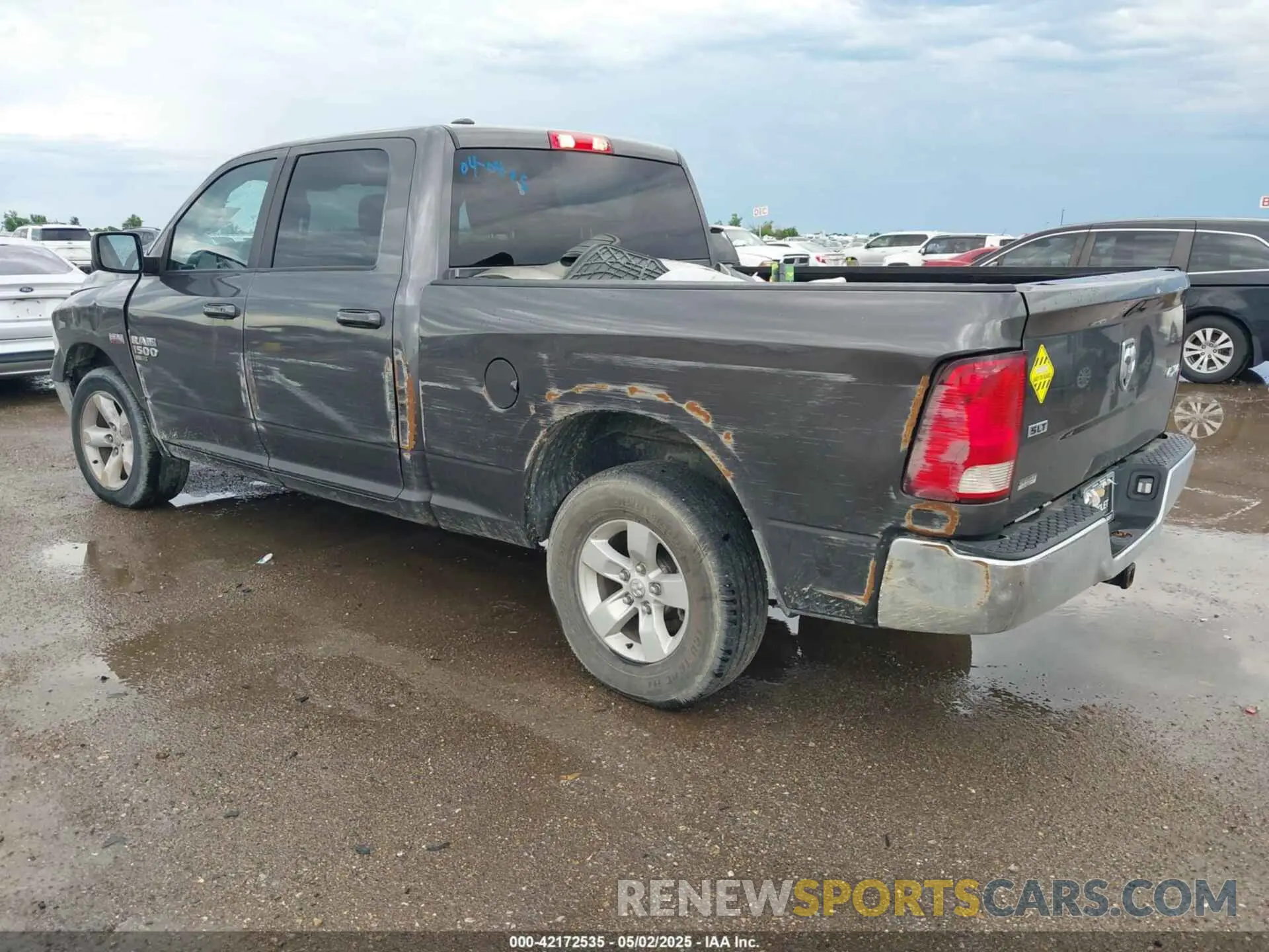 3 Photograph of a damaged car 1C6RR7TT1MS516817 RAM 1500 CLASSIC 2021