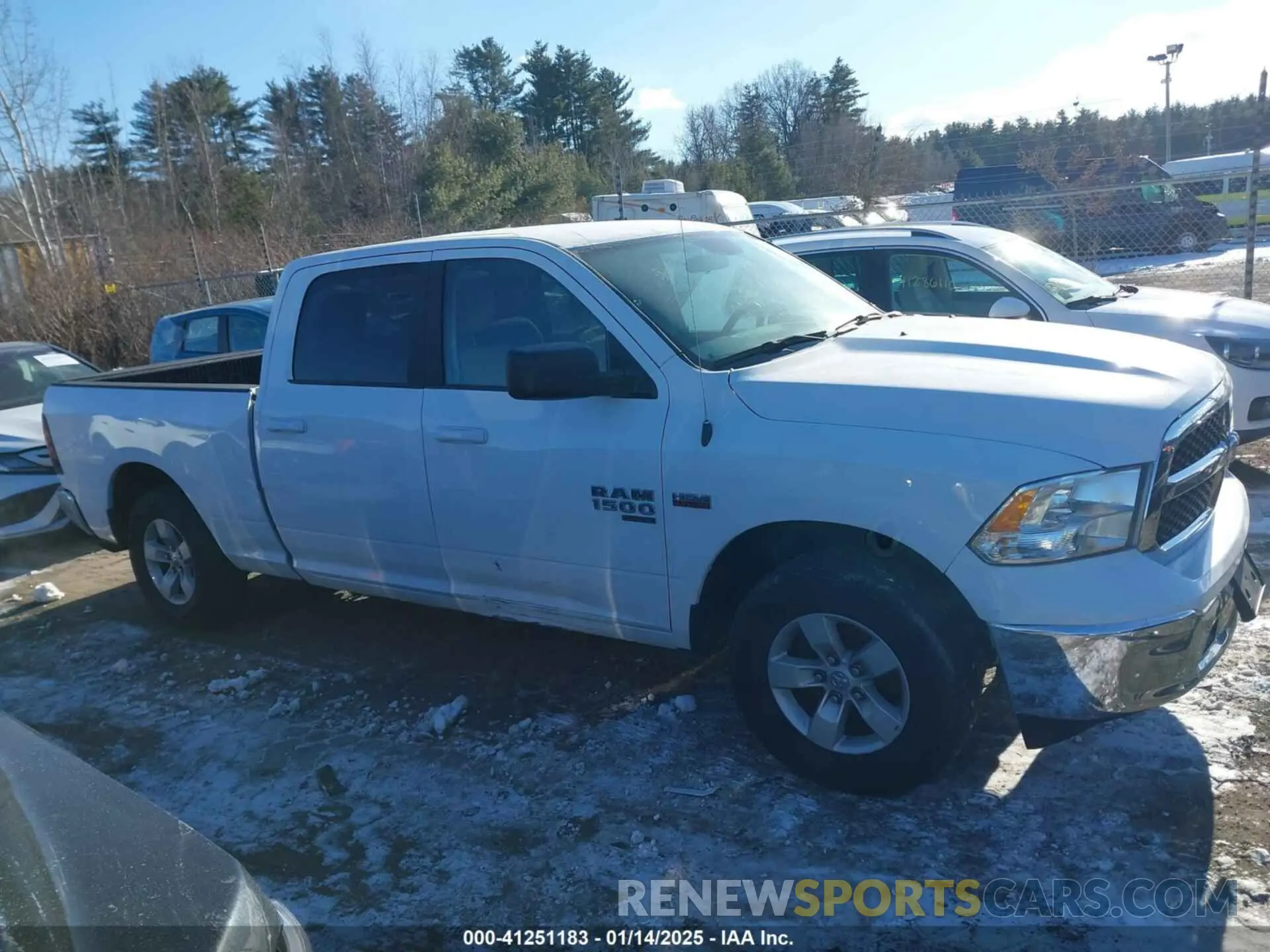 14 Photograph of a damaged car 1C6RR7TT6MS521933 RAM 1500 CLASSIC 2021