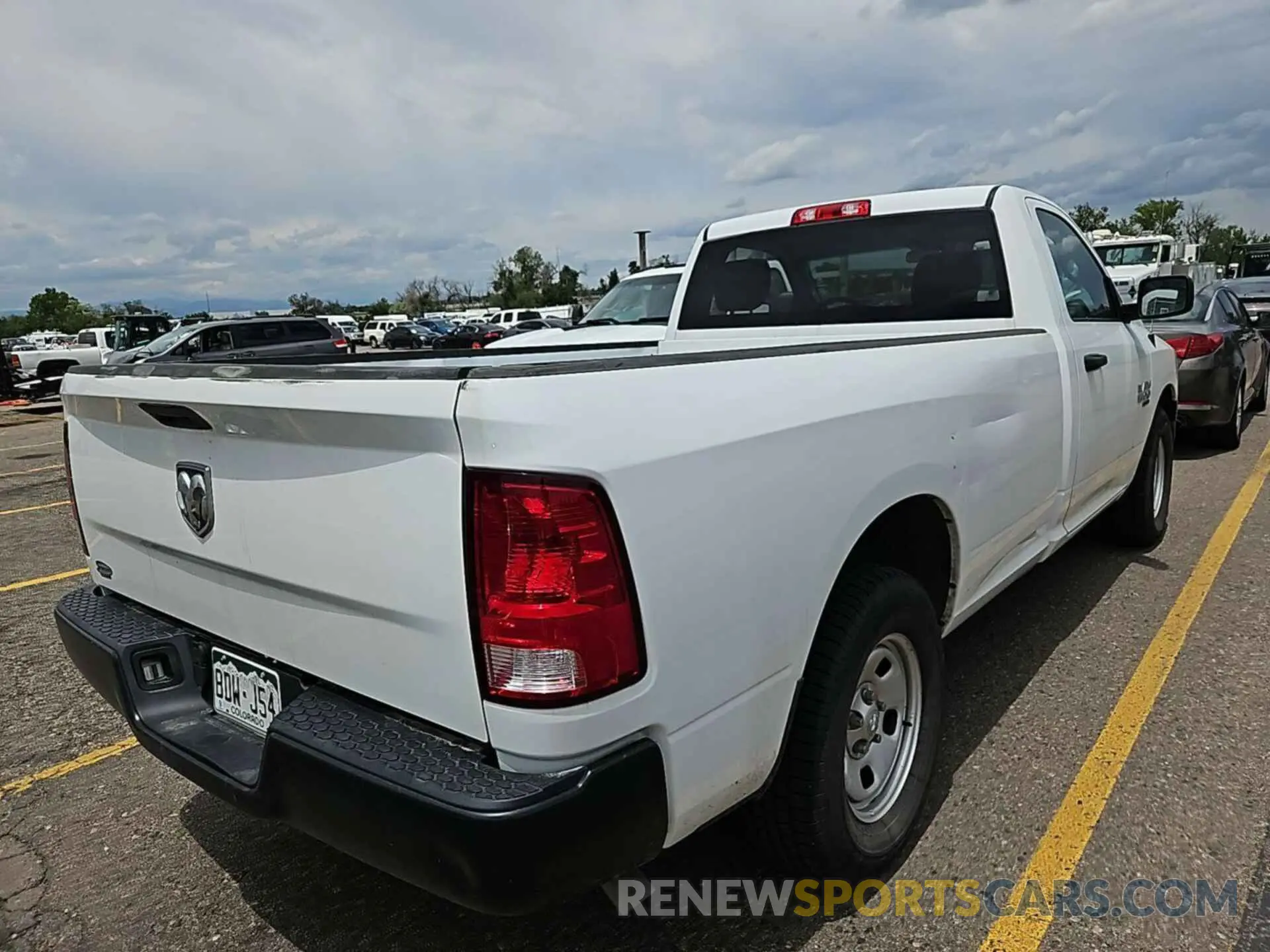 7 Photograph of a damaged car 3C6JR6DG0MG634826 RAM 1500 CLASSIC 2021