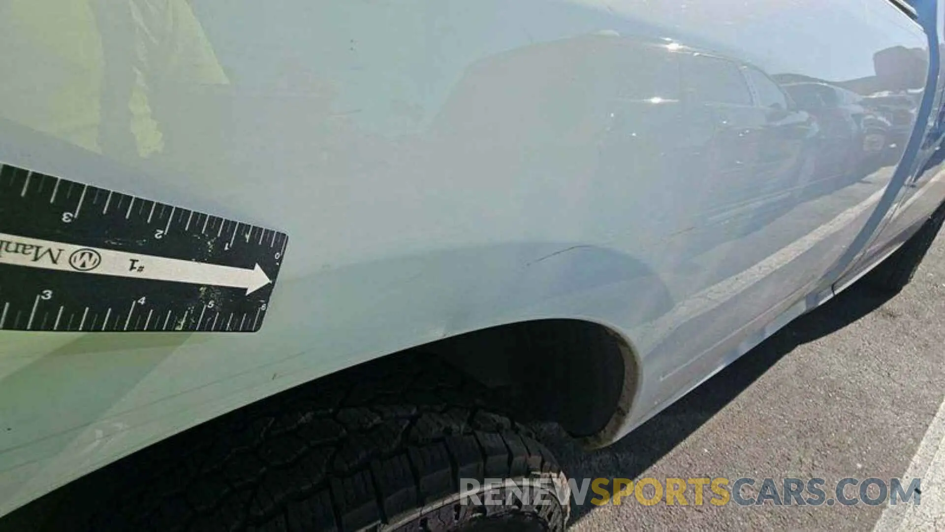 5 Photograph of a damaged car 3C6JR6DGXMG634803 RAM 1500 CLASSIC 2021
