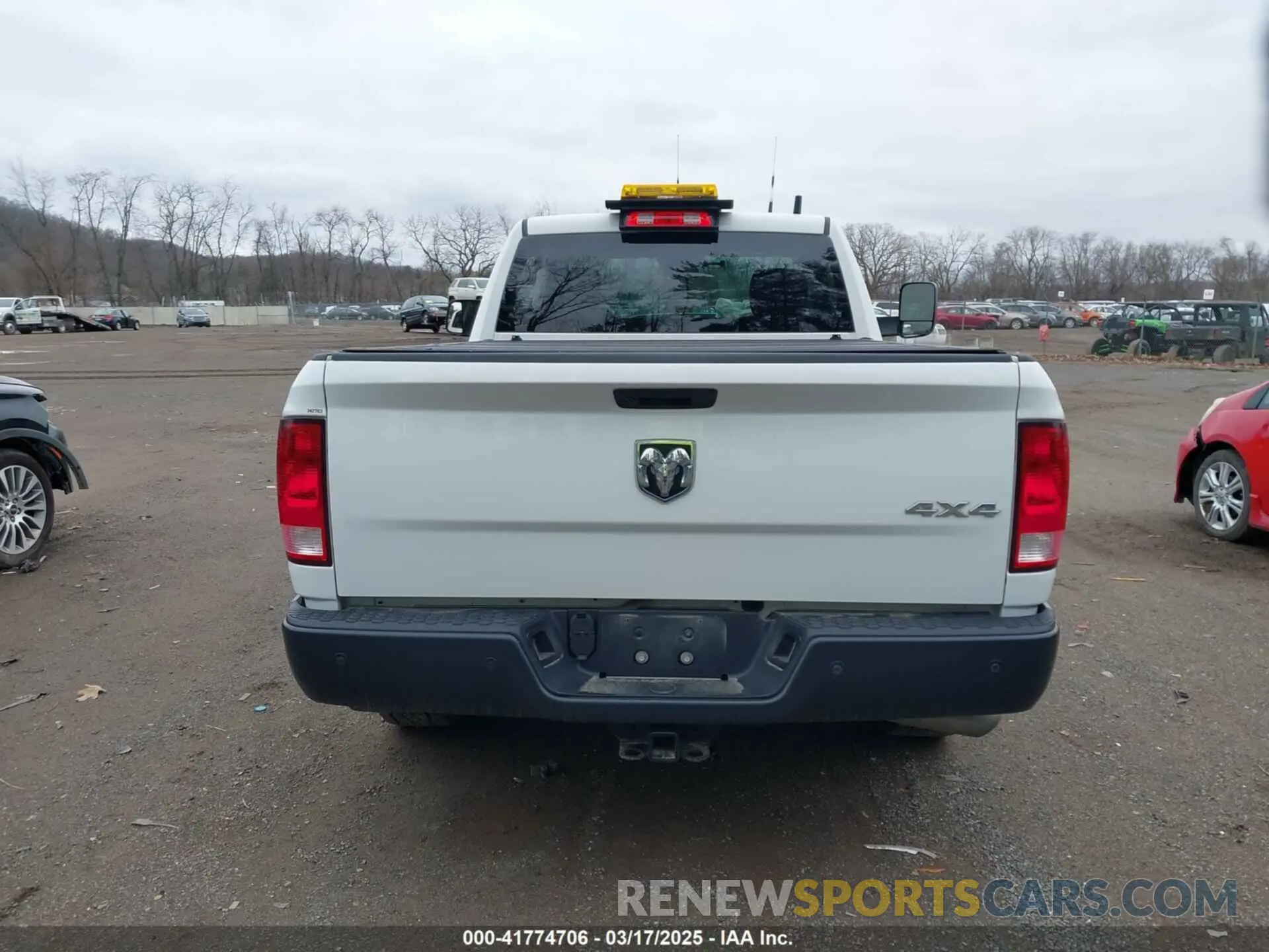 17 Photograph of a damaged car 3C6JR7AG0MG714458 RAM 1500 CLASSIC 2021