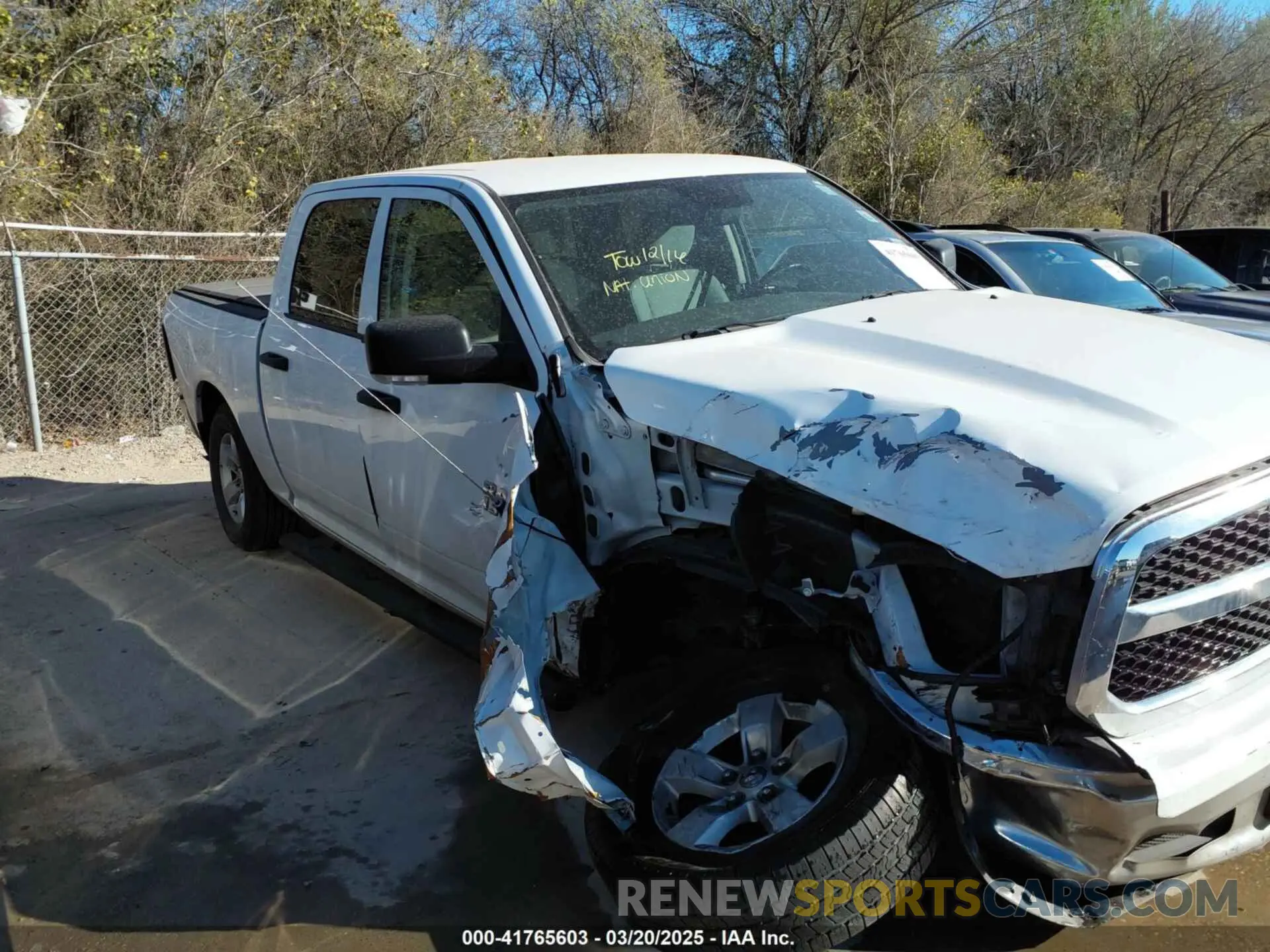 13 Photograph of a damaged car 1C6RR7LG6NS161986 RAM 1500 CLASSIC 2022