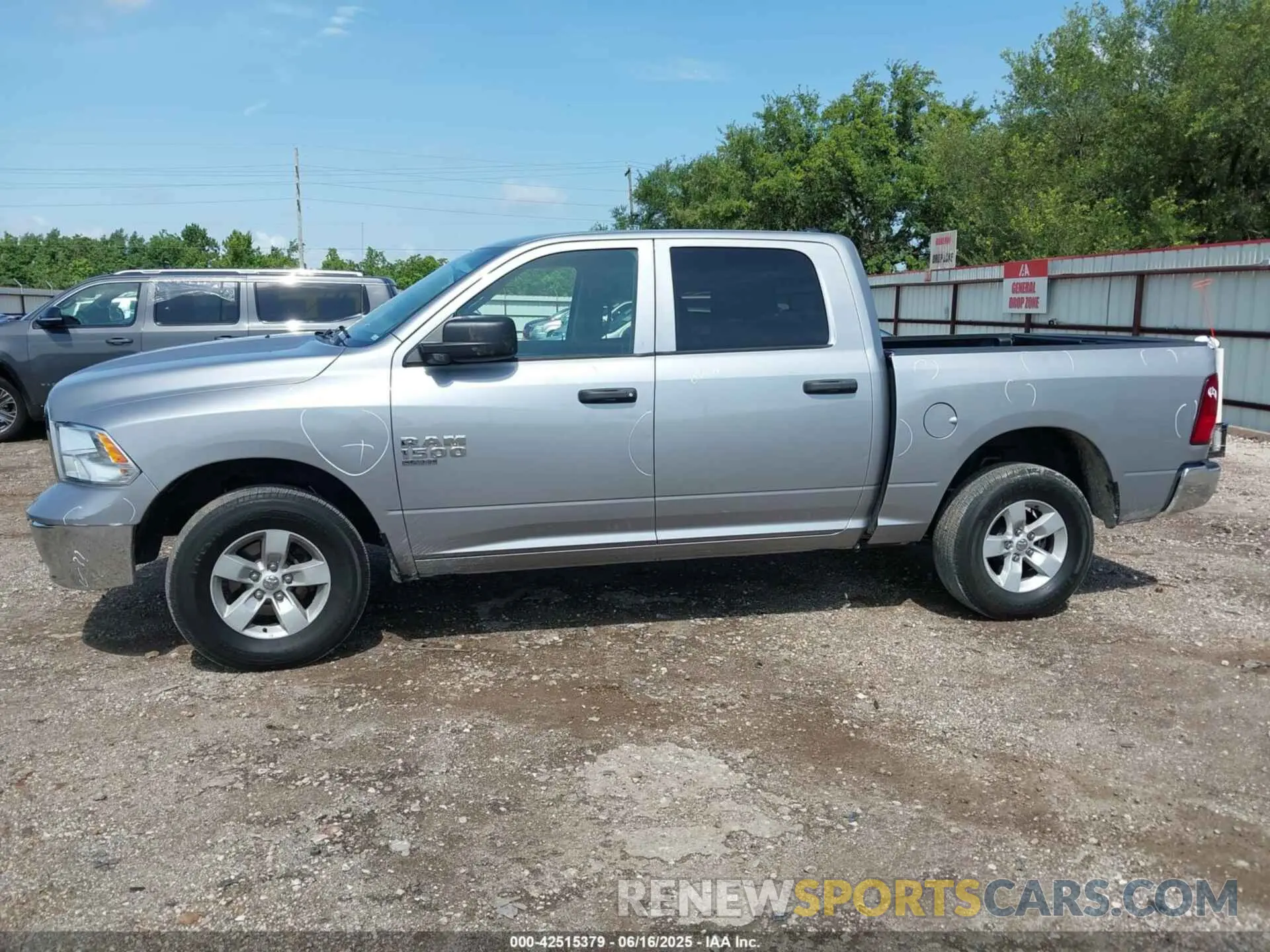 14 Photograph of a damaged car 1C6RR7LG9NS236454 RAM 1500 CLASSIC 2022