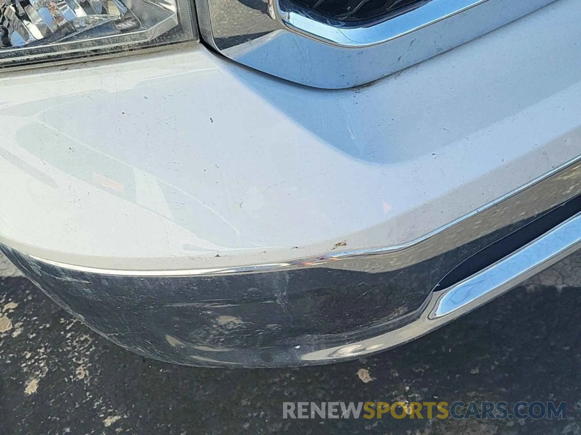 26 Photograph of a damaged car 1C6RR7TT1NS172519 RAM 1500 CLASSIC 2022