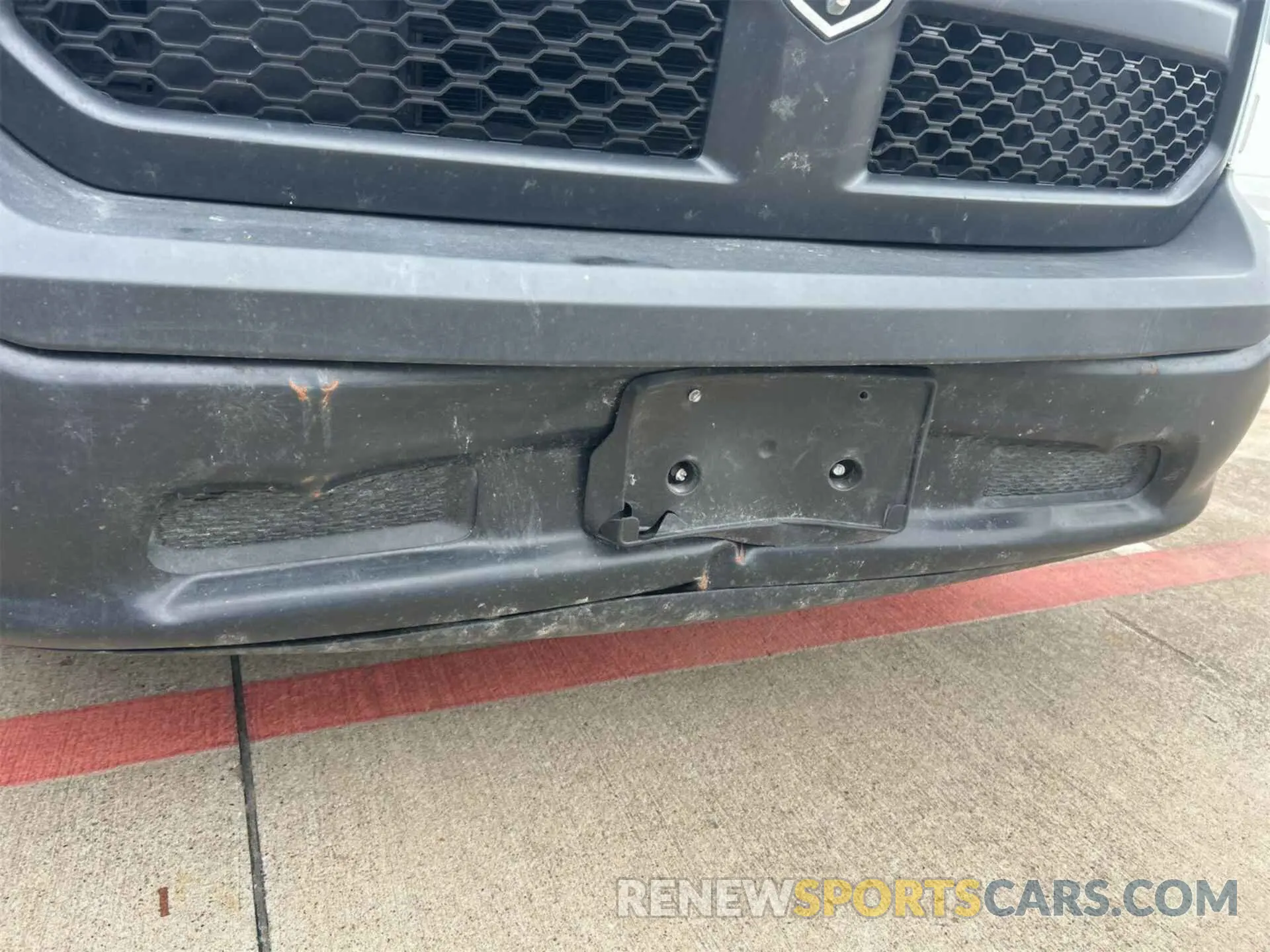 1 Photograph of a damaged car 3C6JR6AG4NG205341 RAM 1500 CLASSIC 2022