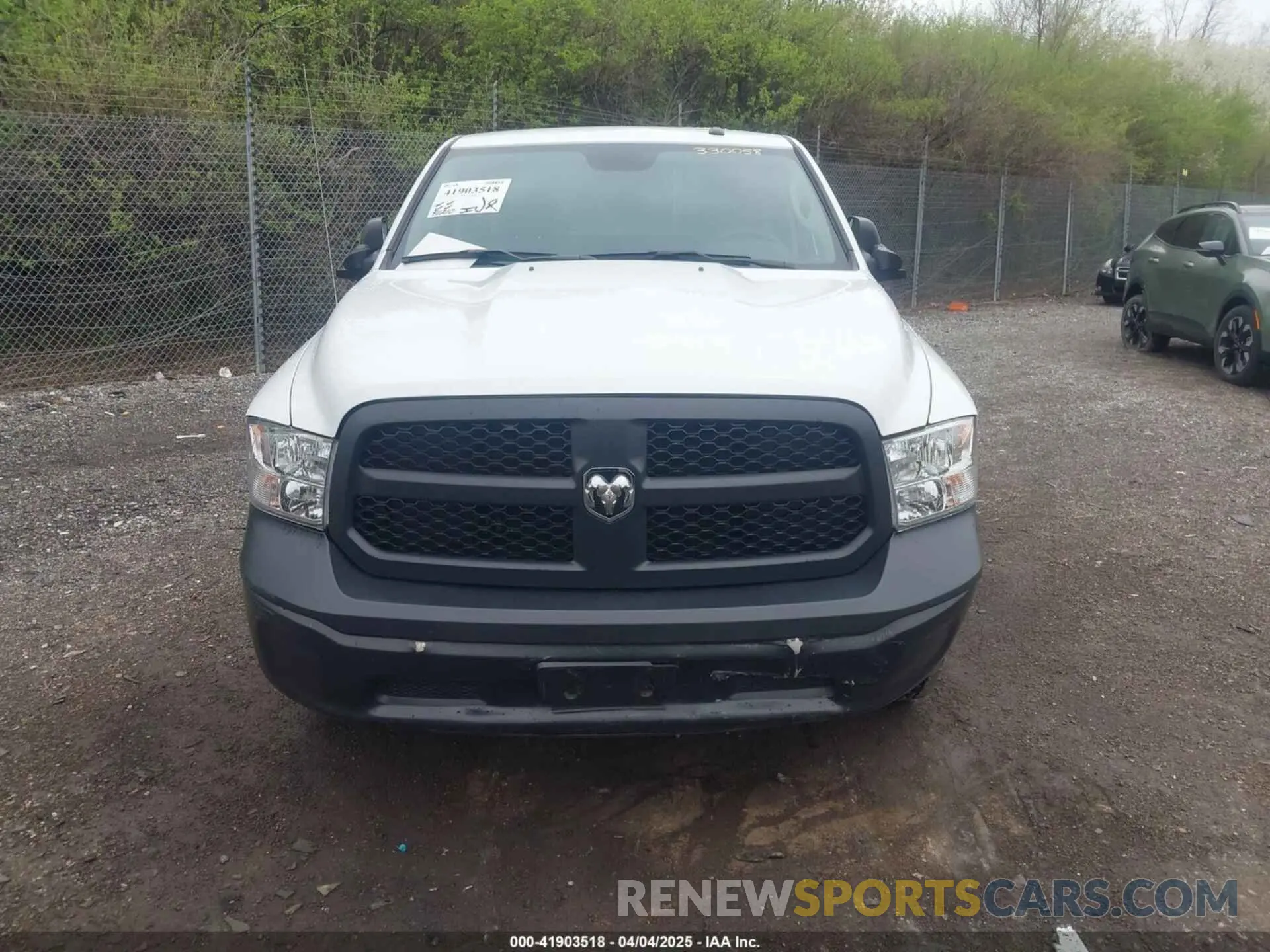12 Photograph of a damaged car 3C6JR6DG4NG330058 RAM 1500 CLASSIC 2022