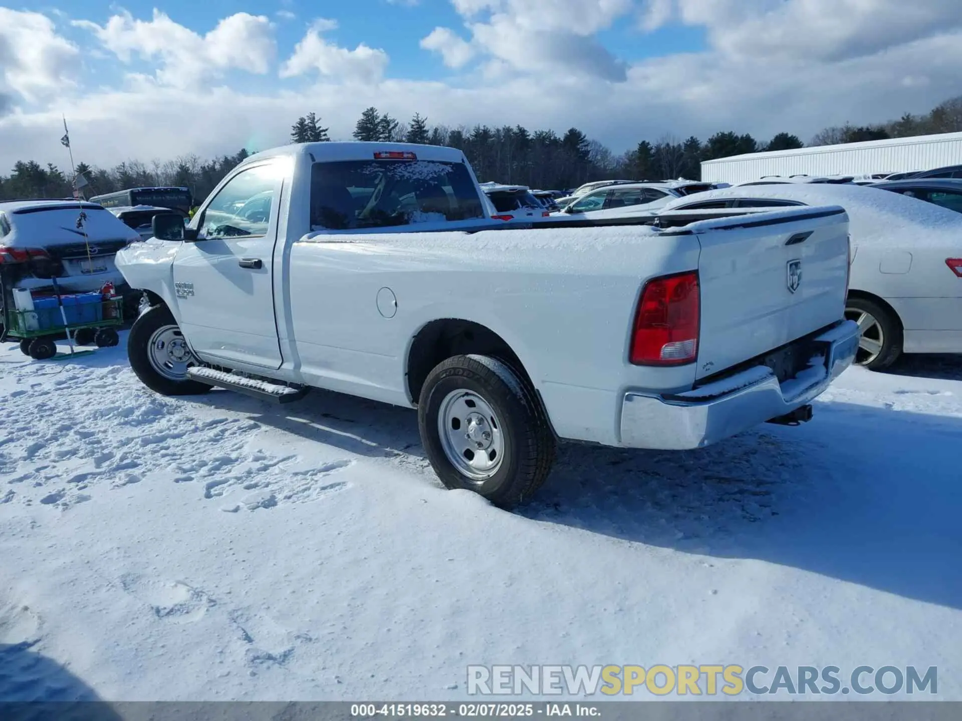 3 Фотография поврежденного автомобиля 3C6JR6DG4NG412663 RAM 1500 CLASSIC 2022