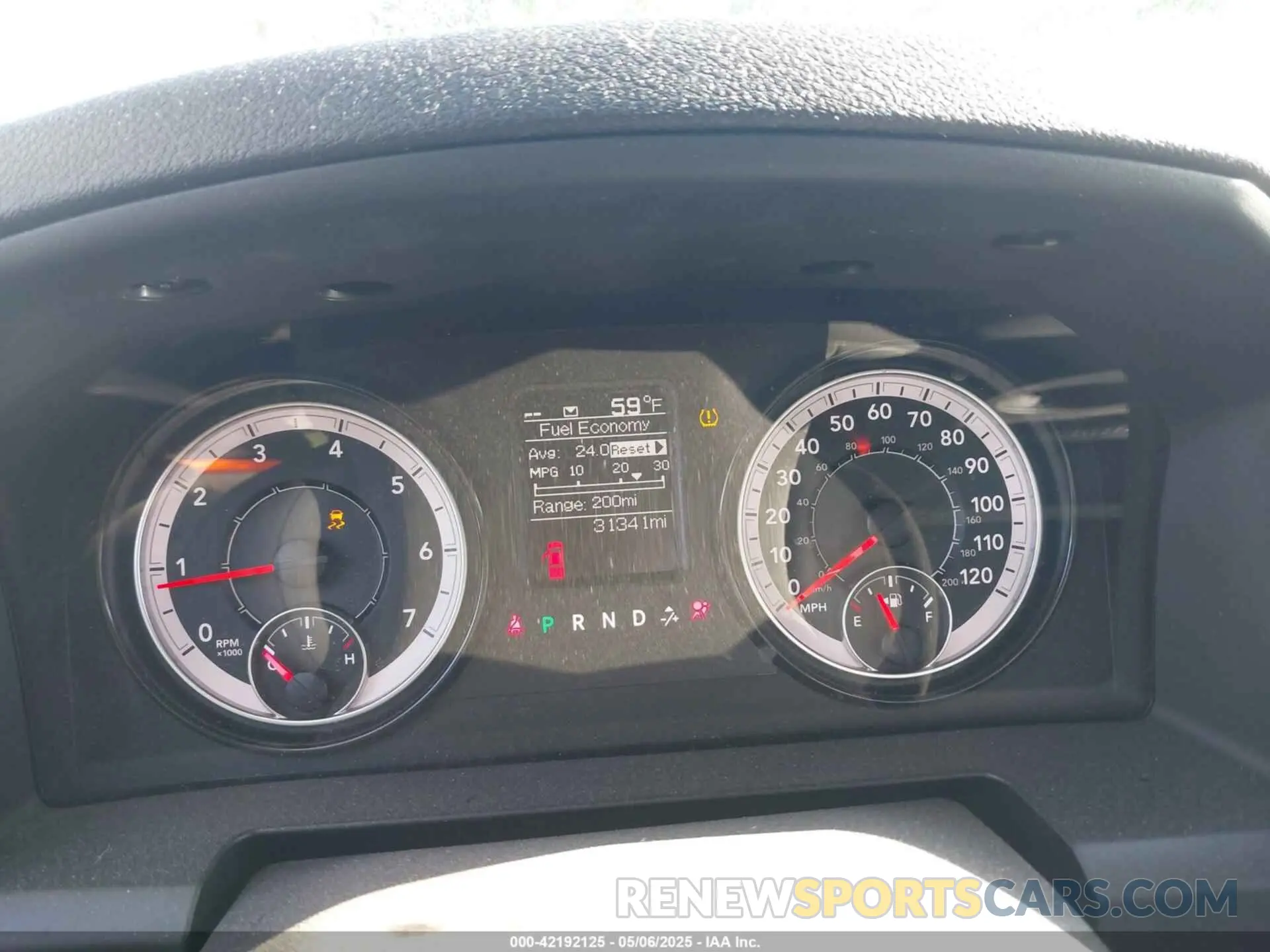 7 Фотография поврежденного автомобиля 3C6JR6DG5NG412610 RAM 1500 CLASSIC 2022